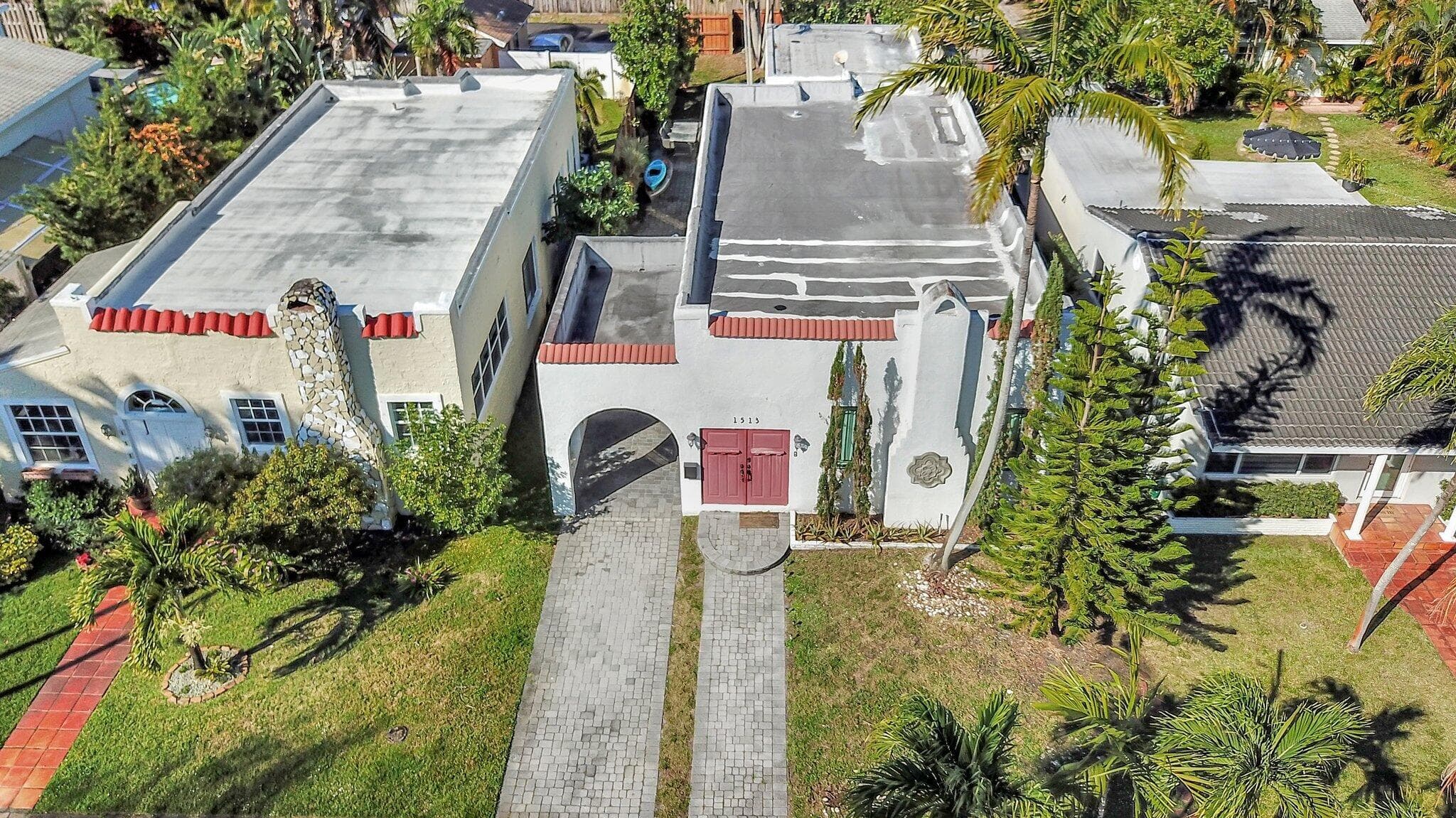 1513 Adams Hollywood FL 33020 — photo 1