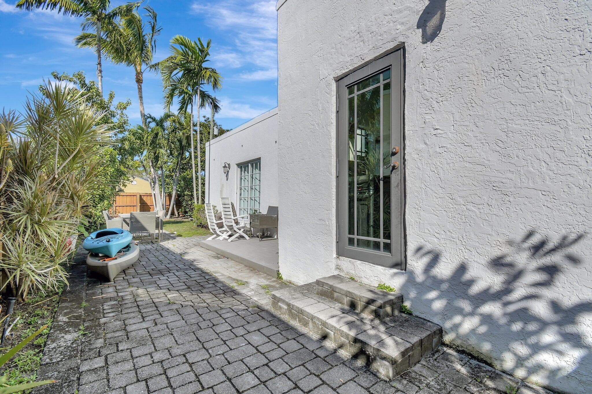 1513 Adams Hollywood FL 33020 — thumbnail 32 of 43