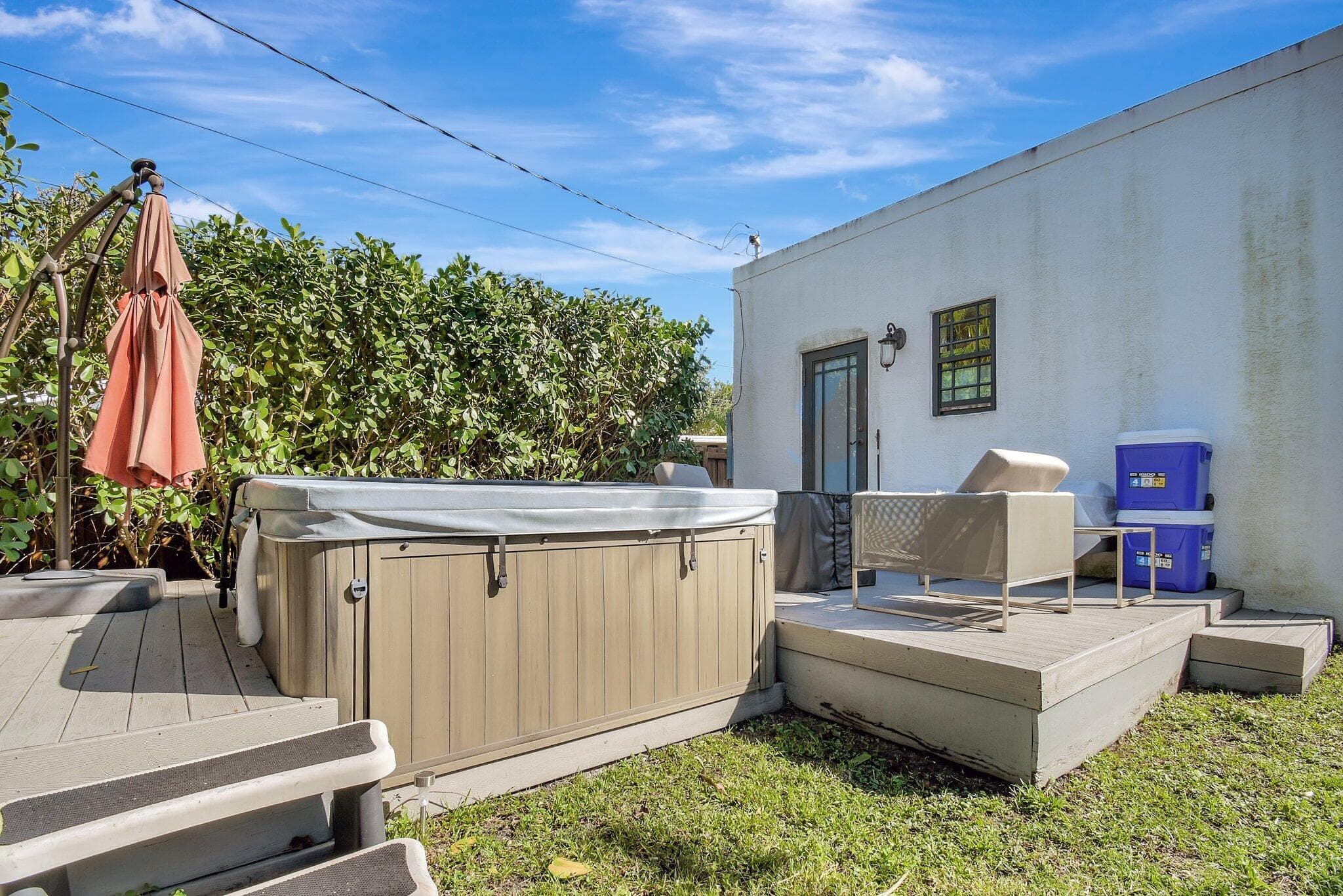 1513 Adams Hollywood FL 33020 — thumbnail 38 of 43