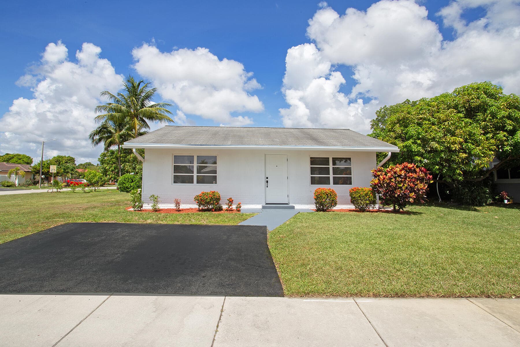 7609 70 Tamarac FL 33321 — photo 1