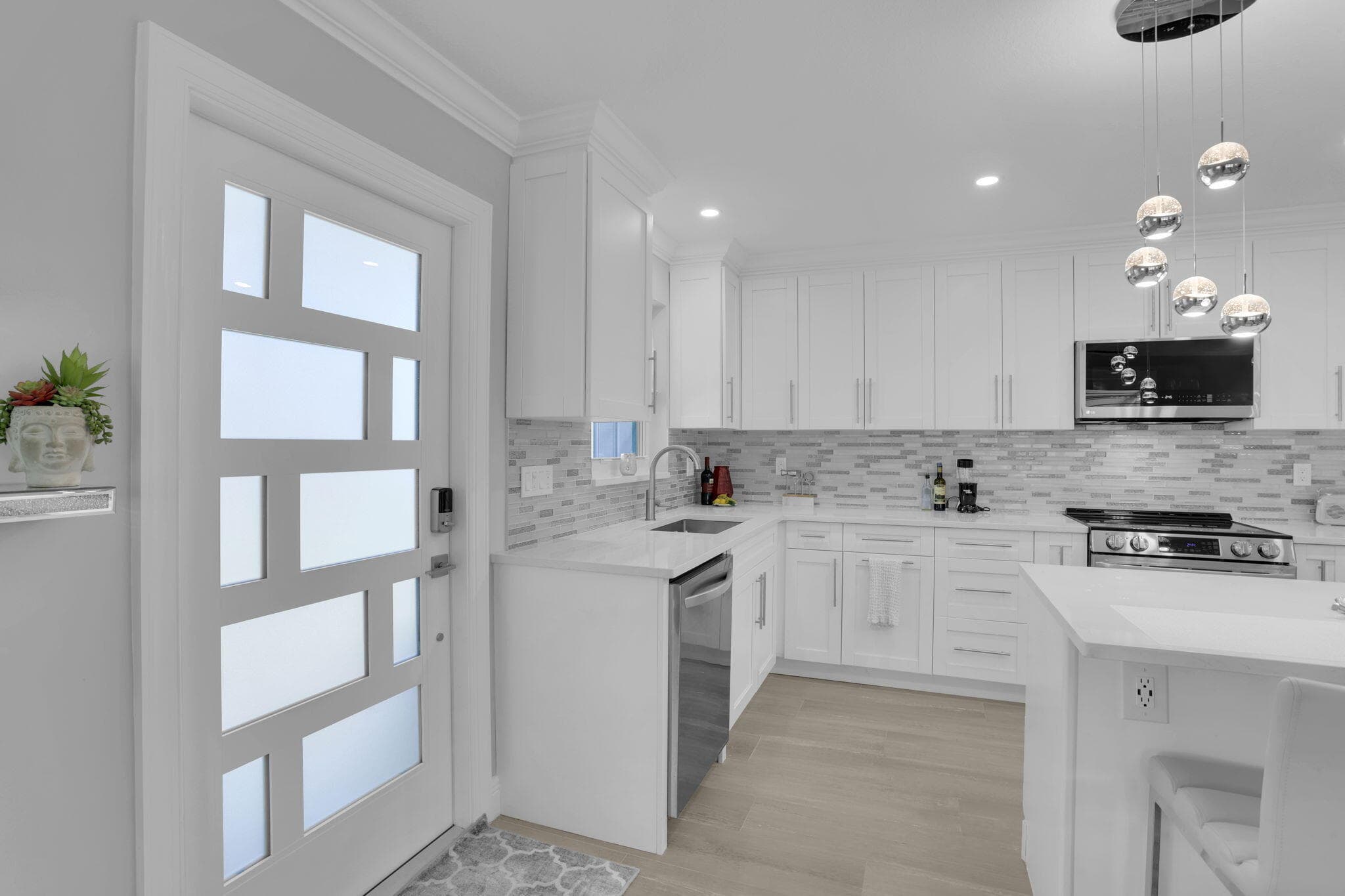 540 High Point #A Delray Beach FL 33445 — thumbnail 3 of 28