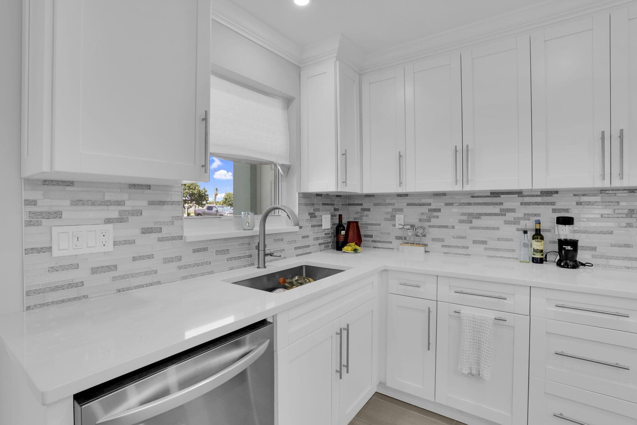 540 High Point #A Delray Beach FL 33445 — thumbnail 7 of 28