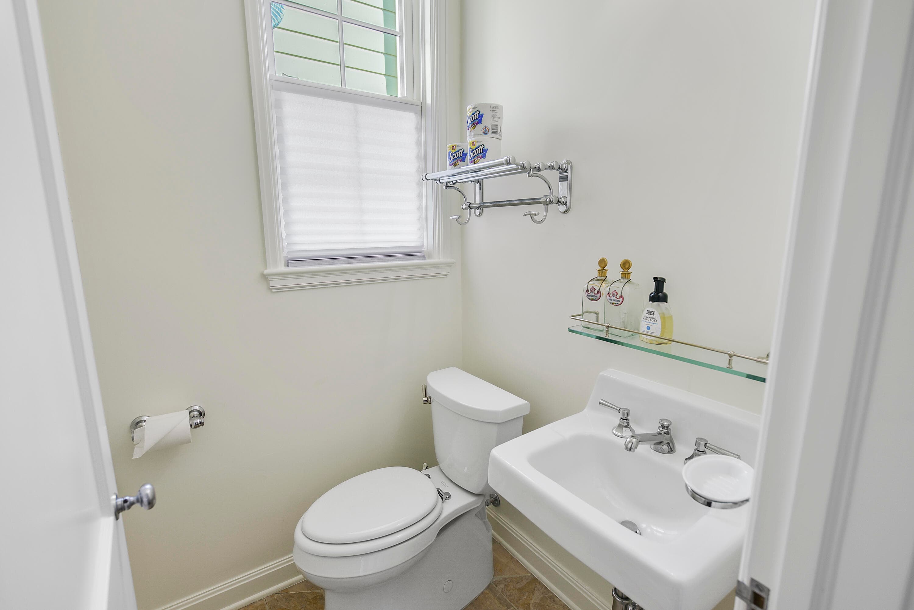 250 Algoma Palm Beach FL 33480 — thumbnail 25 of 67