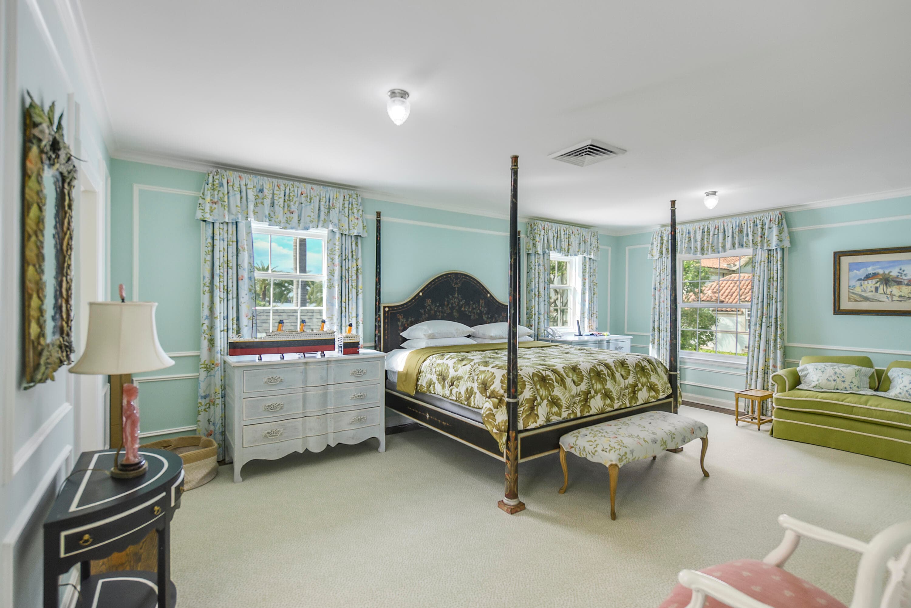 250 Algoma Palm Beach FL 33480 — thumbnail 36 of 67