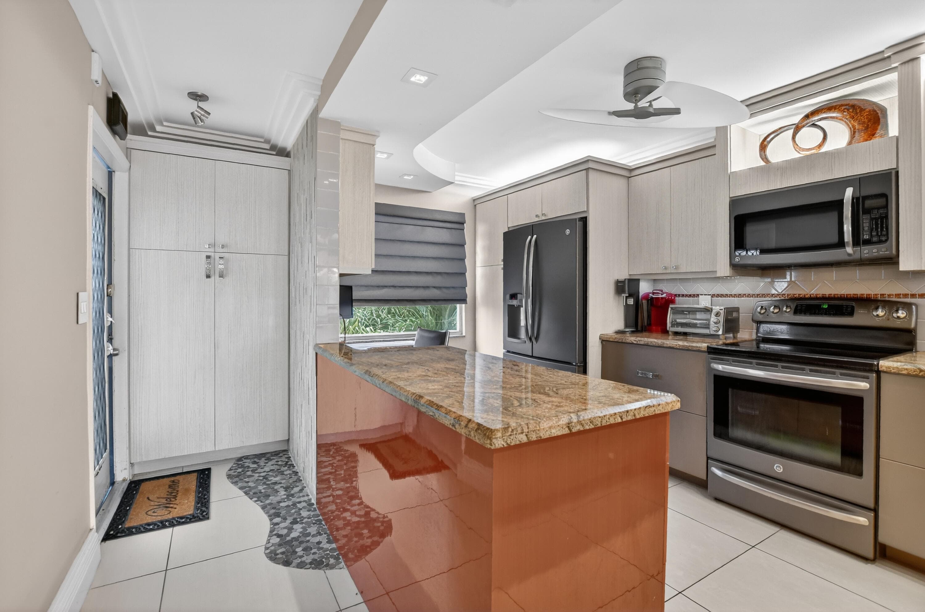 3080 Yarmouth D Boca Raton FL 33434 — photo 1