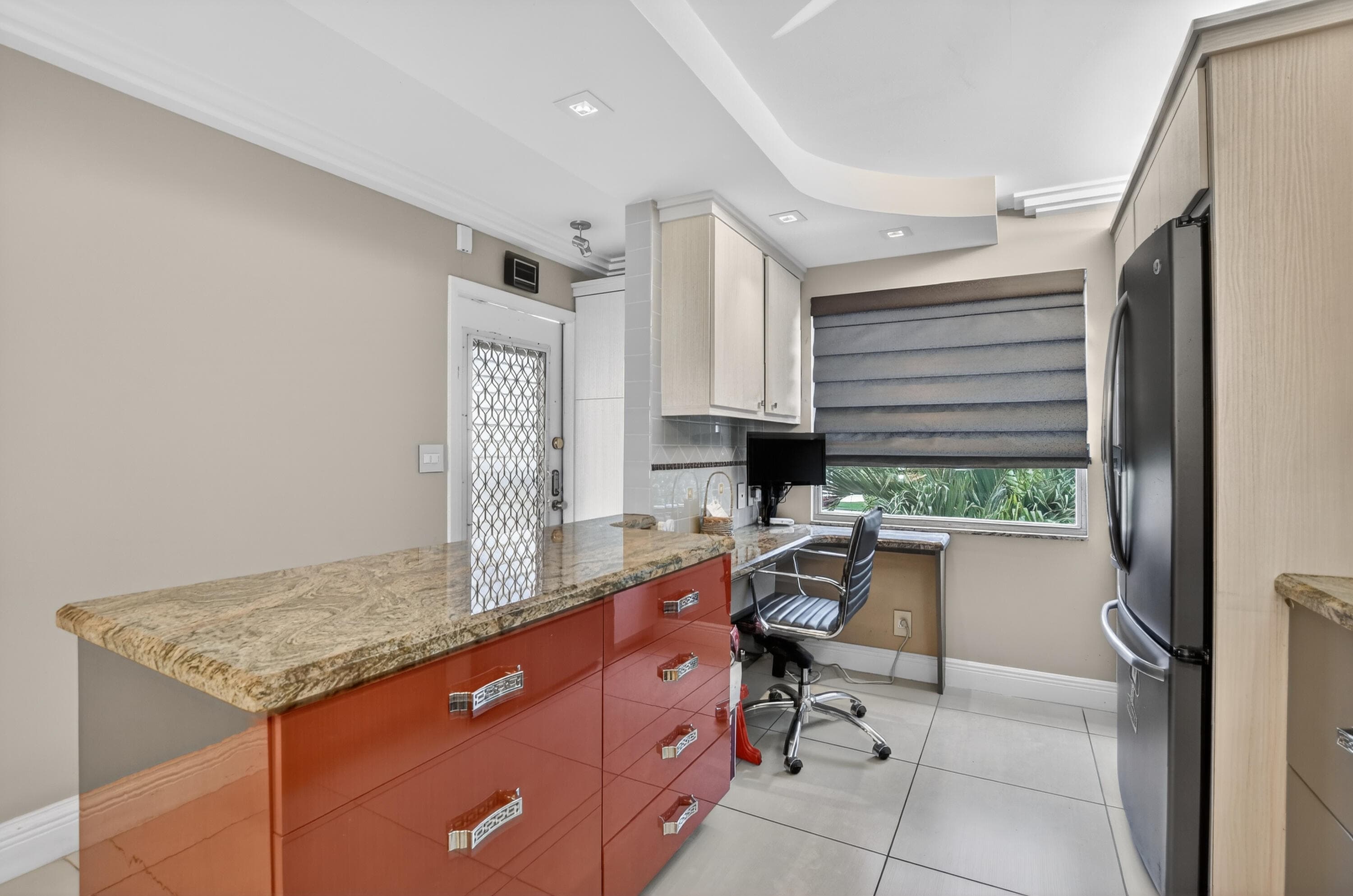 3080 Yarmouth D Boca Raton FL 33434 — thumbnail 3 of 85