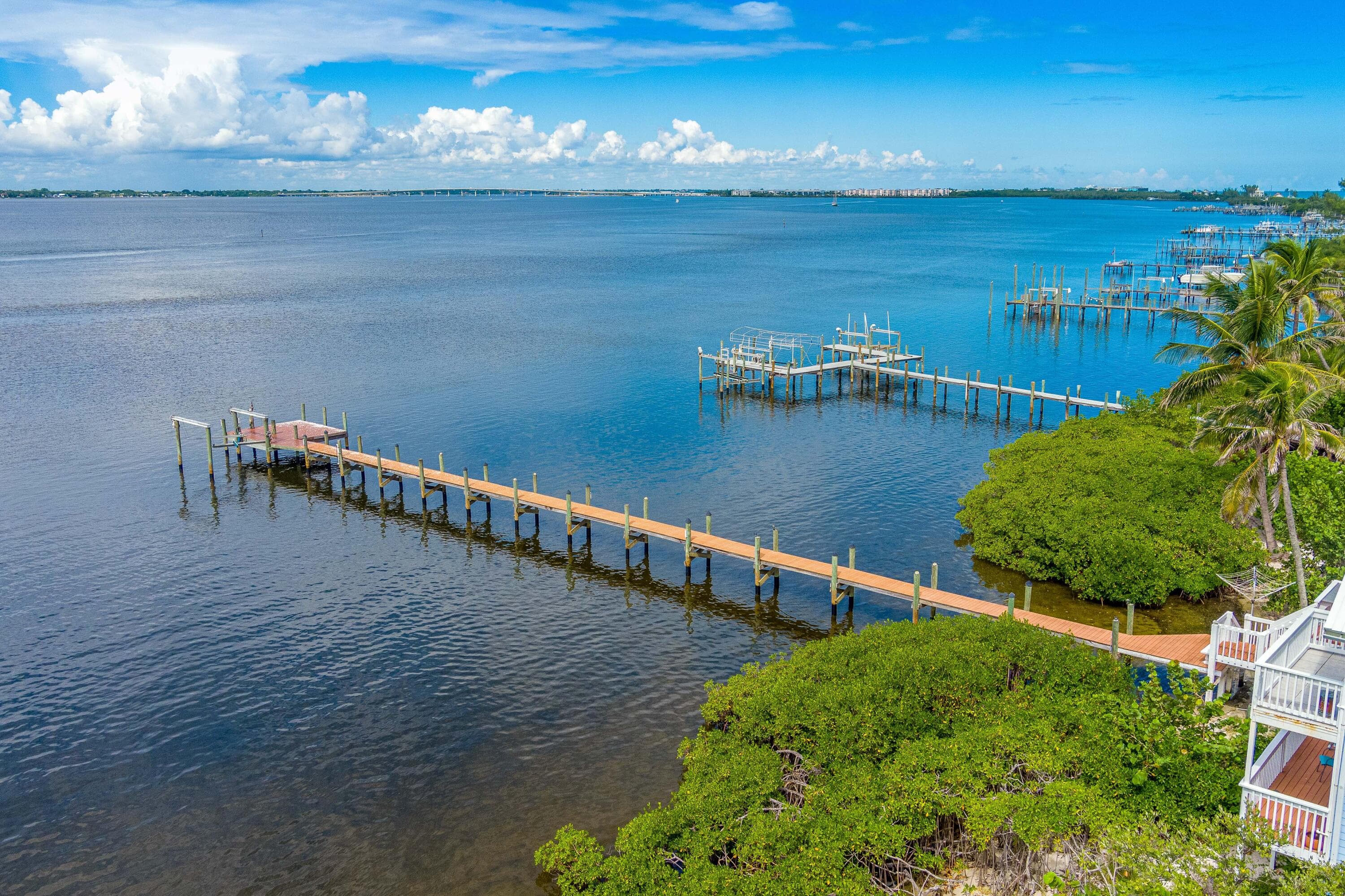 1470 Macarthur Stuart FL 34996 — thumbnail 8 of 18