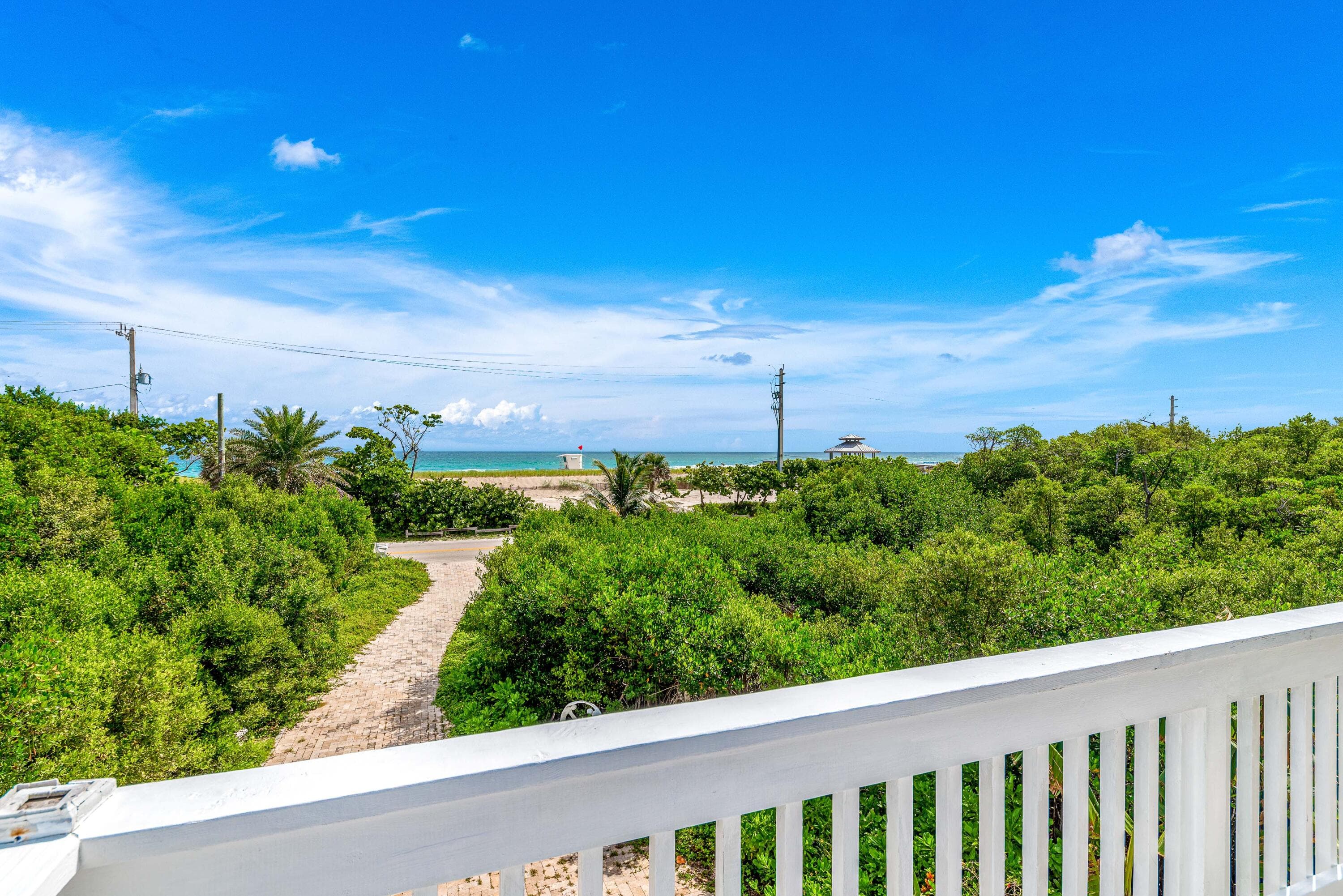1470 Macarthur Stuart FL 34996 — thumbnail 13 of 18