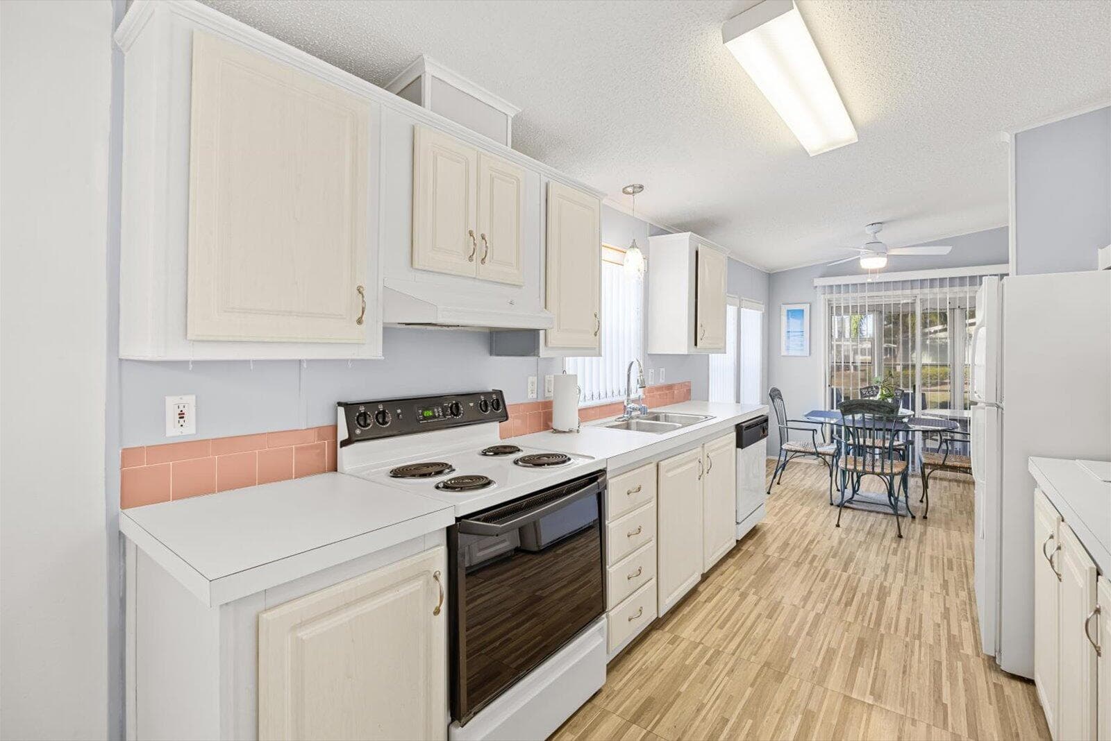 3805 Doral Port St. Lucie FL 34952 — thumbnail 11 of 44