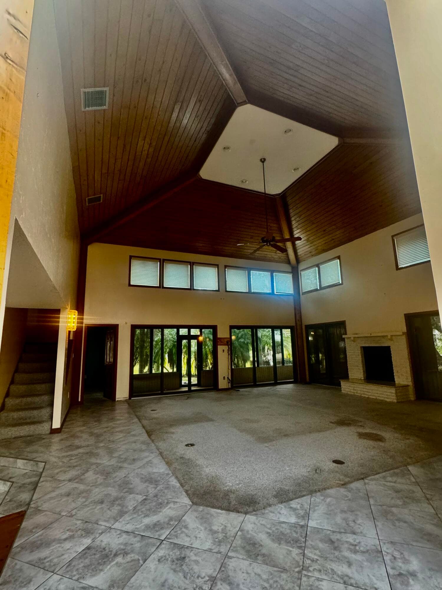 2996 Conifer Fort Pierce FL 34951 — thumbnail 4 of 17