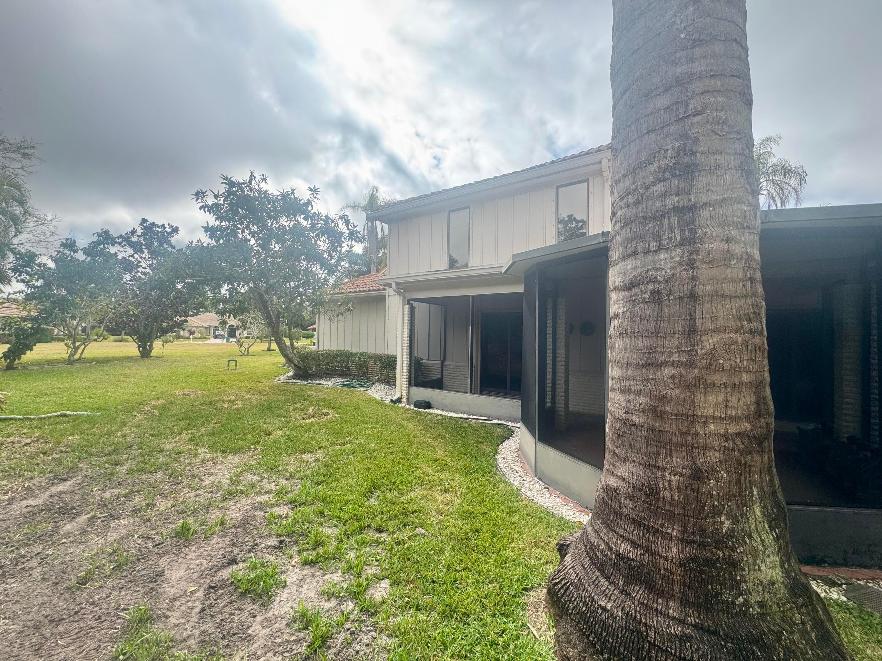2996 Conifer Fort Pierce FL 34951 — thumbnail 8 of 17