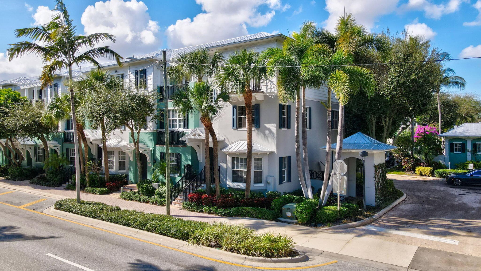 349 Mallory Delray Beach FL 33483 — thumbnail 32 of 56