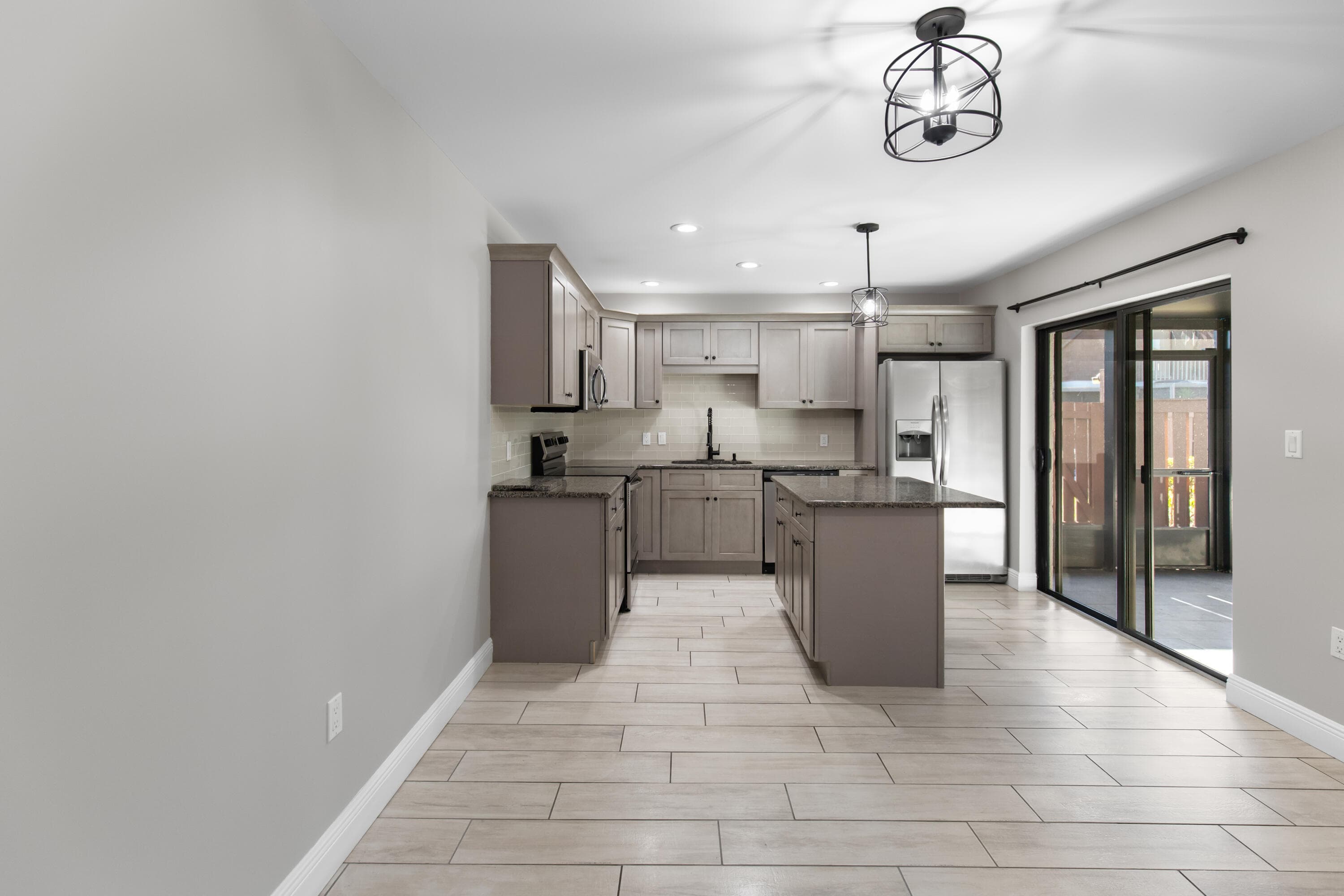 2302 Round Table #B Port St. Lucie FL 34952 — thumbnail 13 of 49
