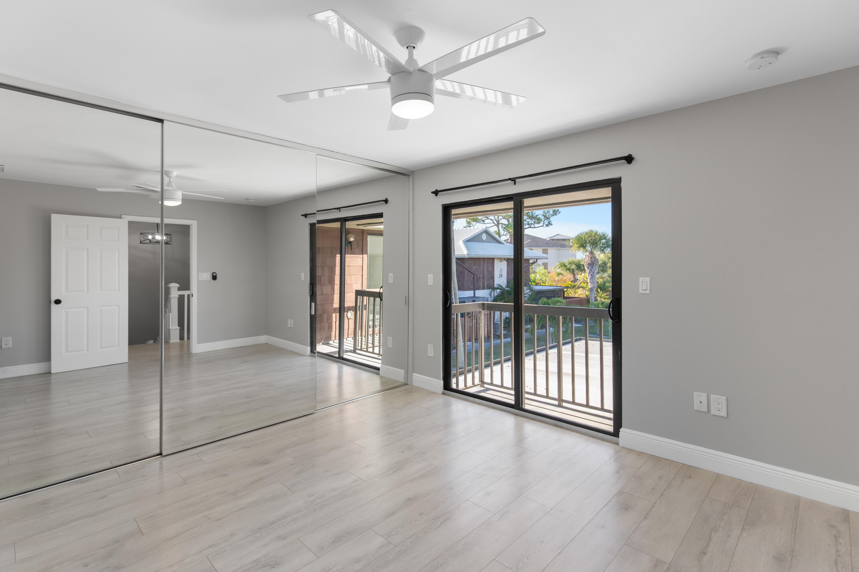 2302 Round Table #B Port St. Lucie FL 34952 — thumbnail 24 of 49