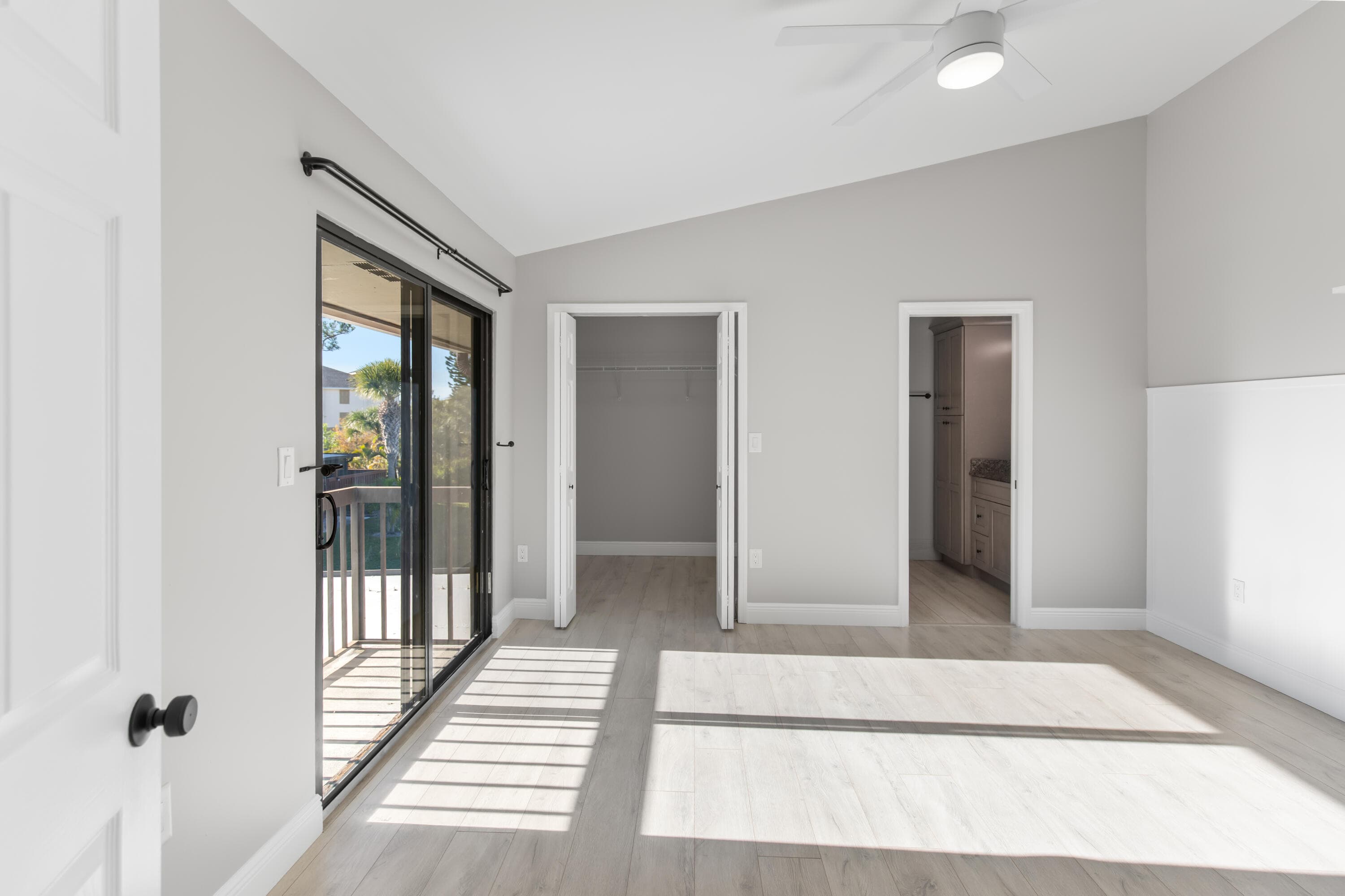 2302 Round Table #B Port St. Lucie FL 34952 — thumbnail 26 of 49