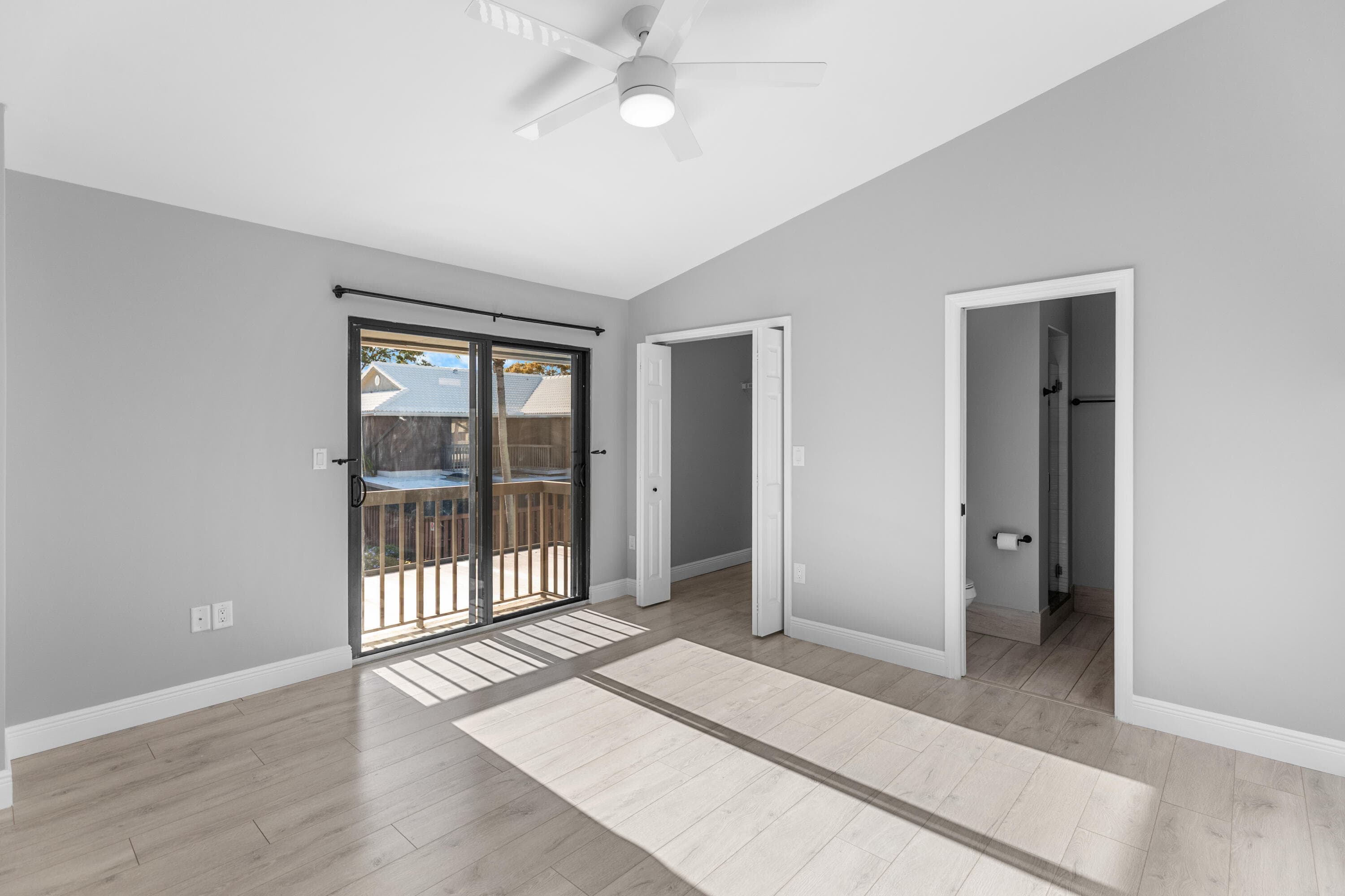 2302 Round Table #B Port St. Lucie FL 34952 — thumbnail 28 of 49