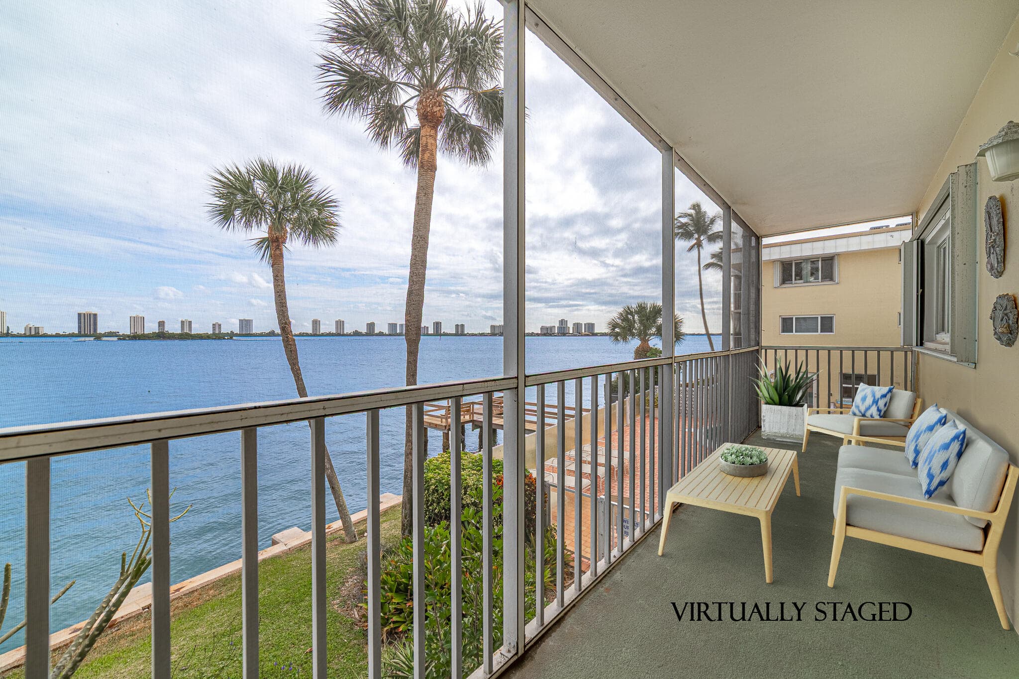 101 Doolen #201 North Palm Beach FL 33408 — thumbnail 8 of 52