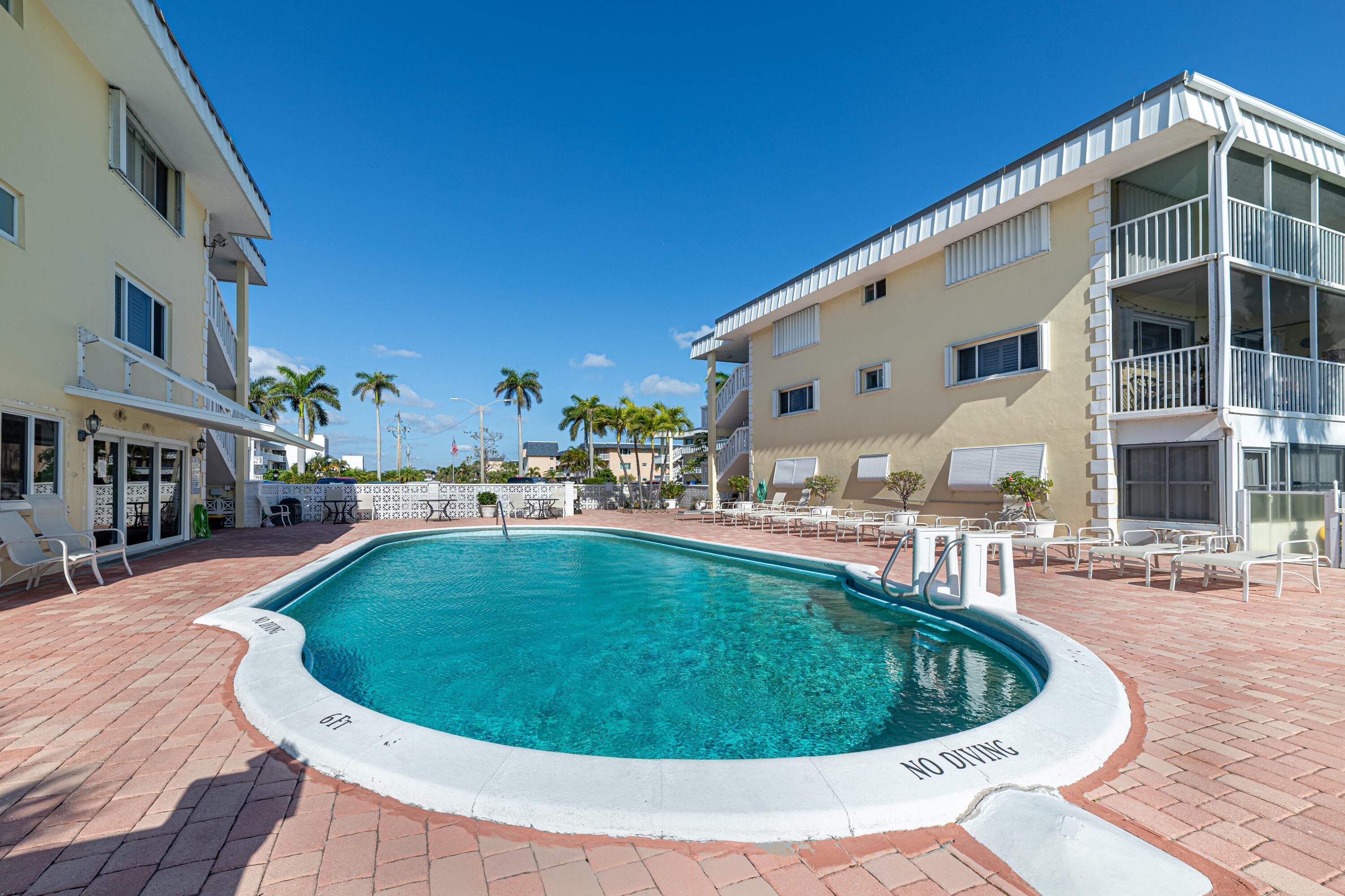 101 Doolen #201 North Palm Beach FL 33408 — thumbnail 51 of 52