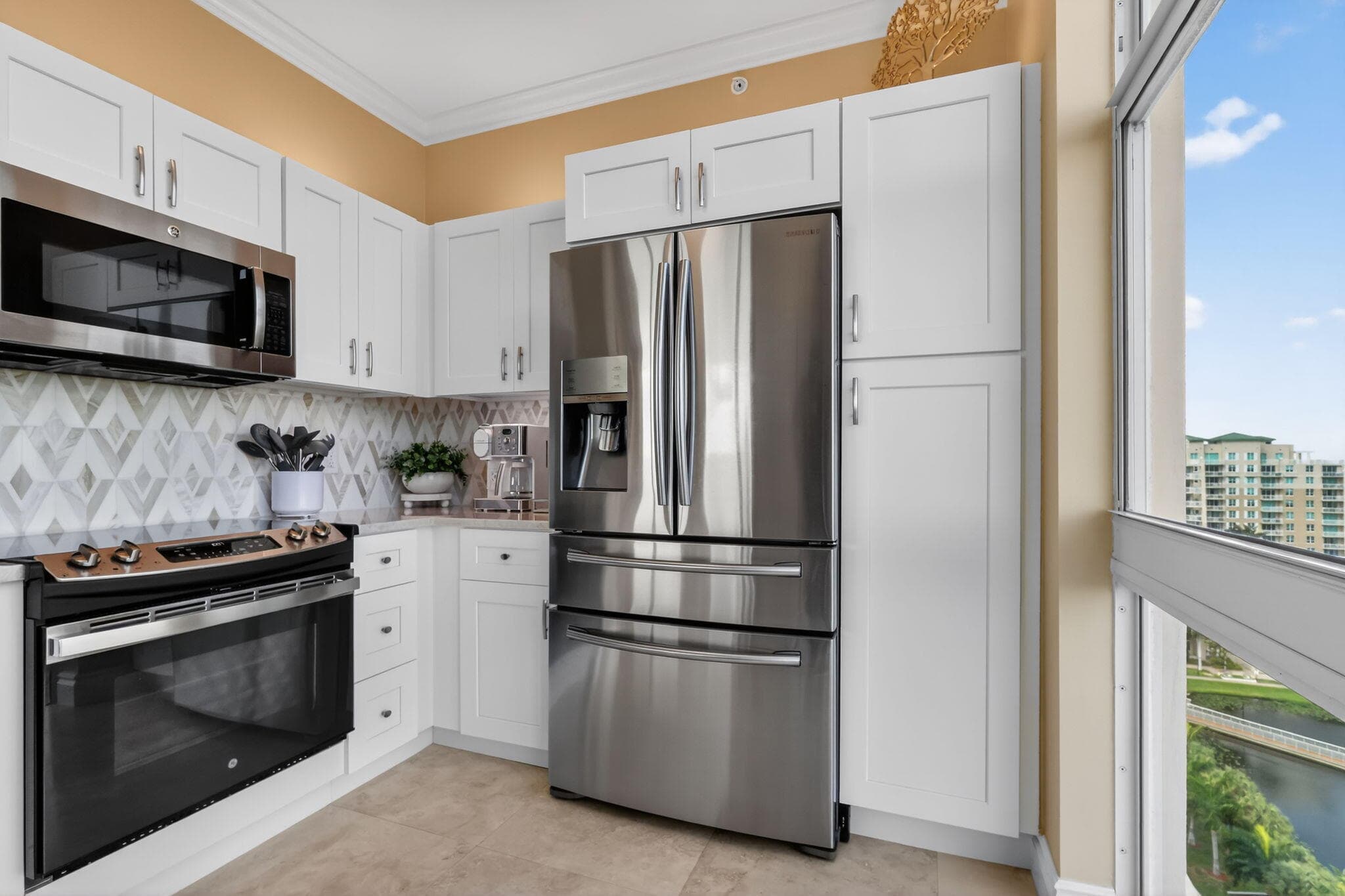 700 Boynton Beach #Ph 2 Boynton Beach FL 33435 — thumbnail 14 of 52