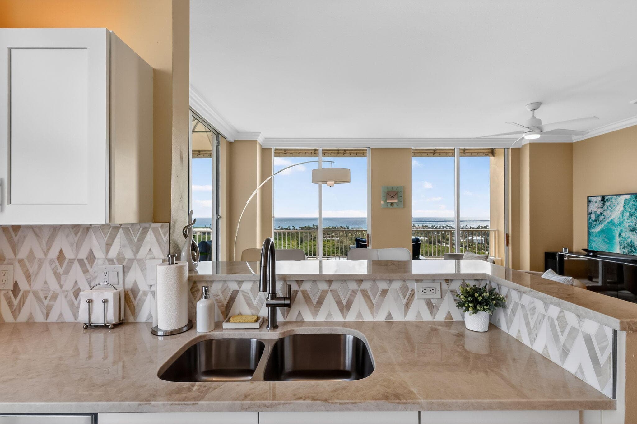 700 Boynton Beach #Ph 2 Boynton Beach FL 33435 — thumbnail 18 of 52