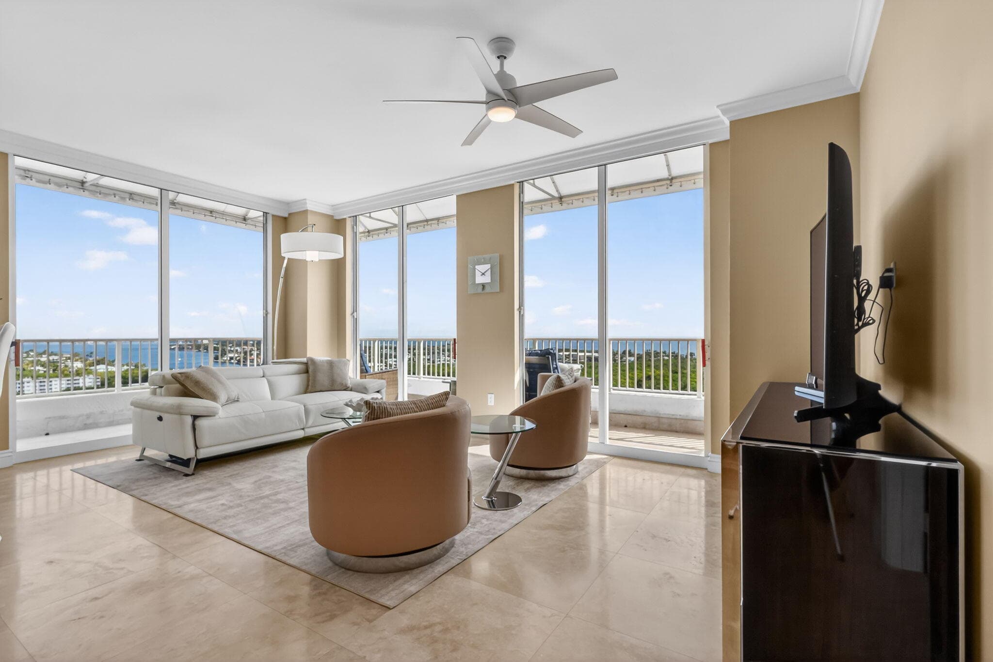 700 Boynton Beach #Ph 2 Boynton Beach FL 33435 — thumbnail 6 of 52