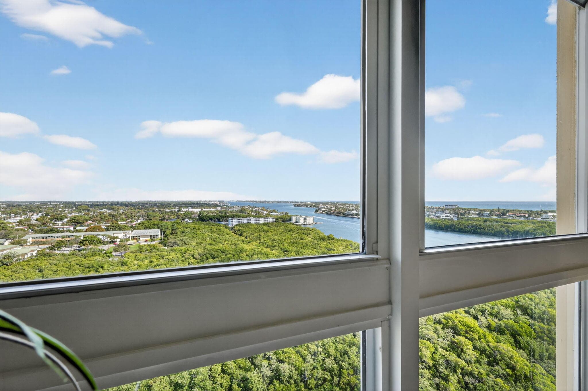 700 Boynton Beach #Ph 2 Boynton Beach FL 33435 — thumbnail 39 of 52