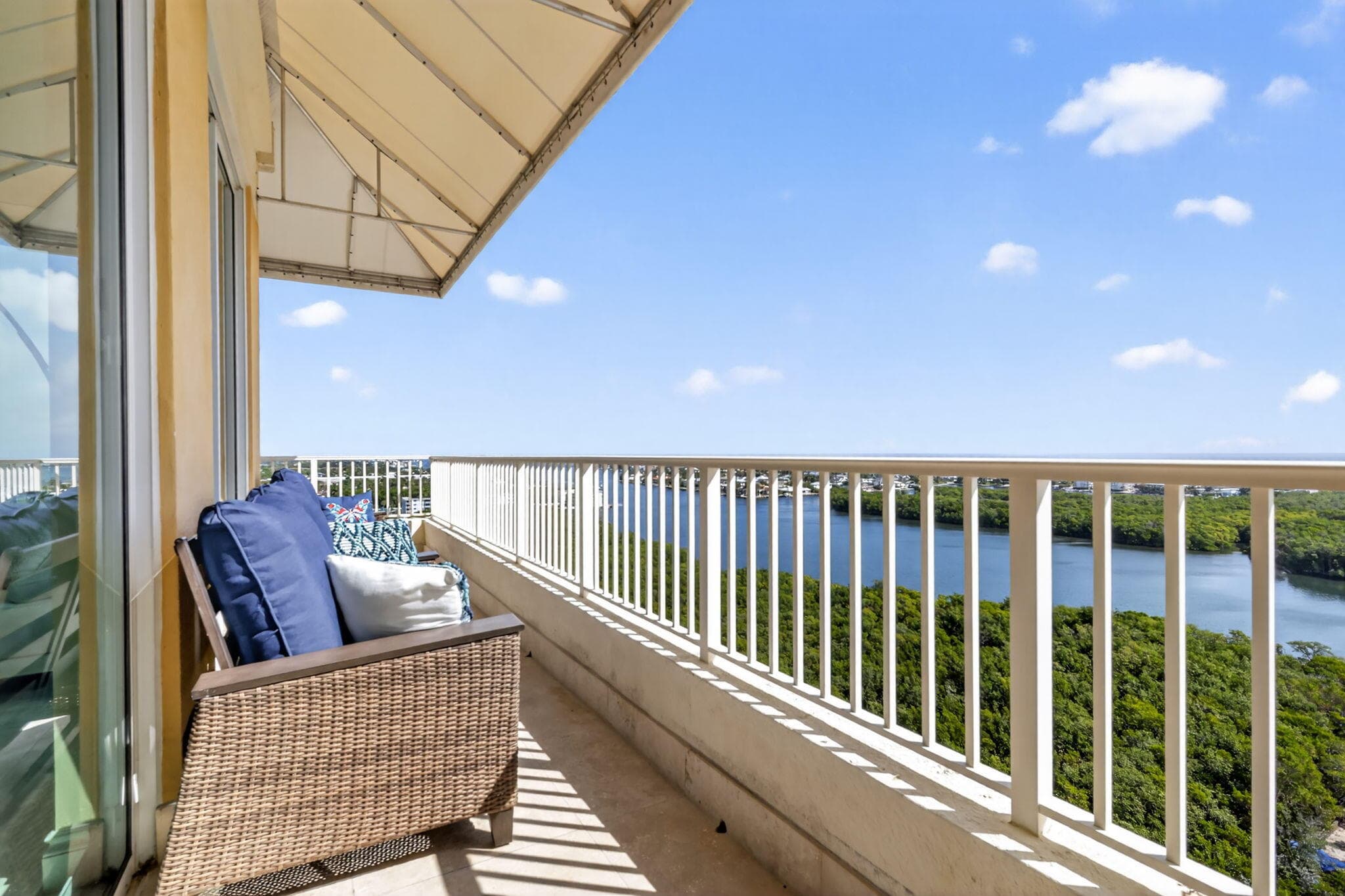 700 Boynton Beach #Ph 2 Boynton Beach FL 33435 — thumbnail 45 of 52