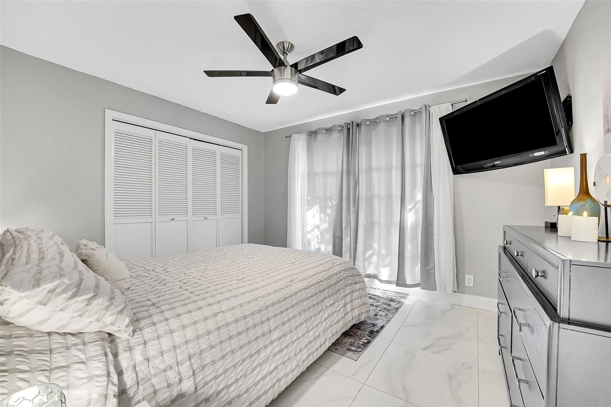 1618 The 12th Fairway Wellington FL 33414 — thumbnail 18 of 37