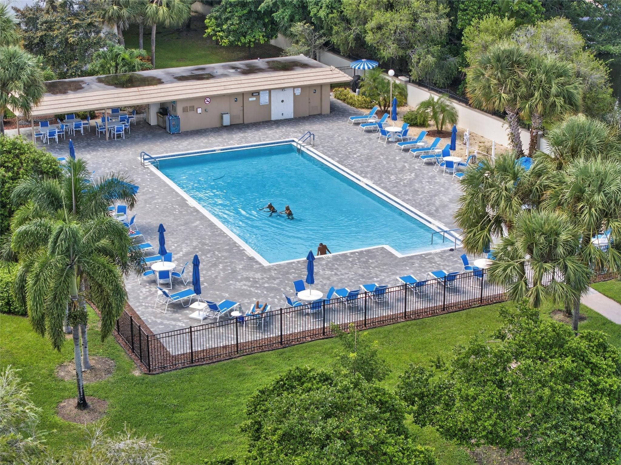 1904 Bermuda #D1 Coconut Creek FL 33066 — thumbnail 3 of 48