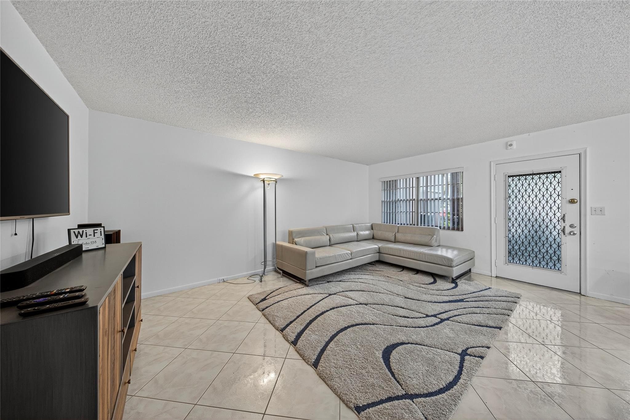 1904 Bermuda #D1 Coconut Creek FL 33066 — thumbnail 7 of 48