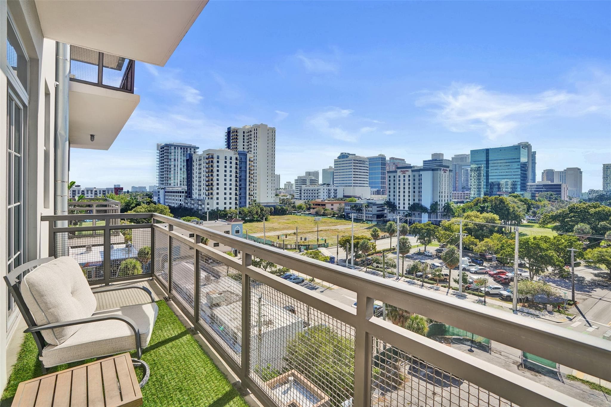 410 1st #604 Fort Lauderdale FL 33301 — thumbnail 30 of 39