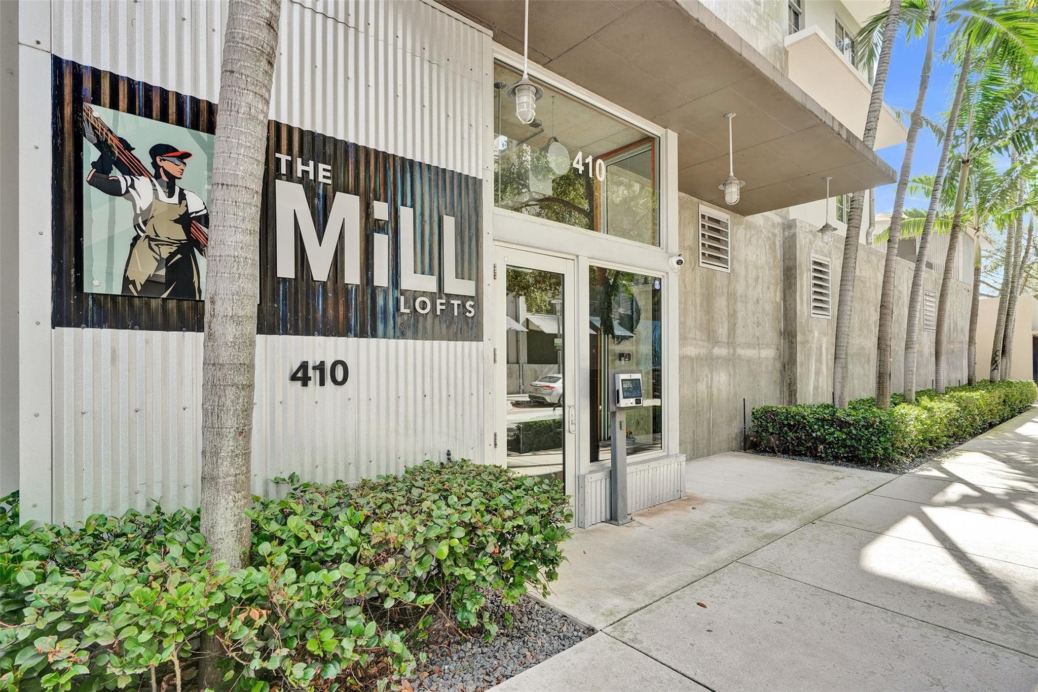 410 1st #604 Fort Lauderdale FL 33301 — photo 1