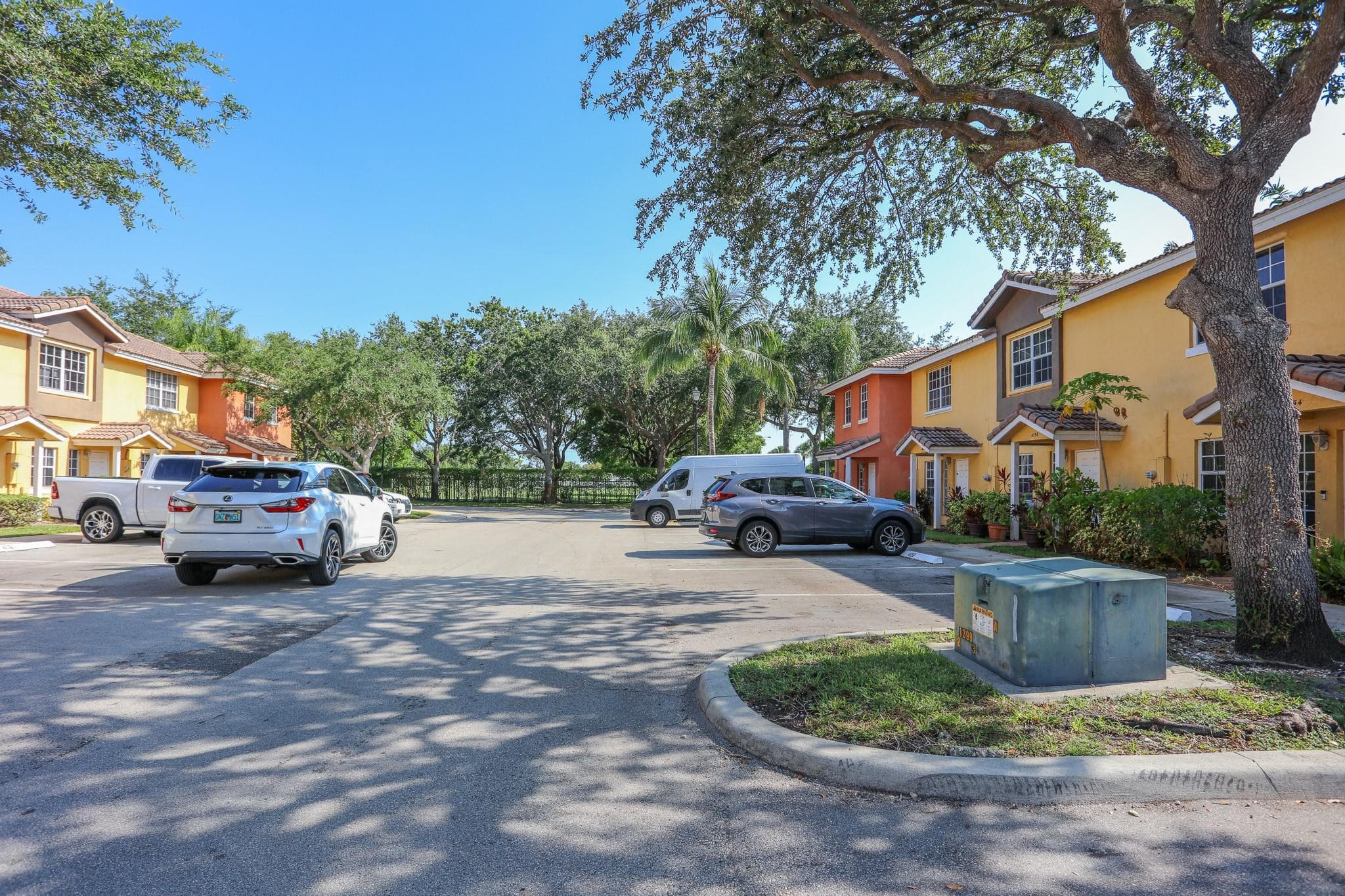 4149 67th Te #4149 Lauderhill FL 33319 — thumbnail 14 of 17
