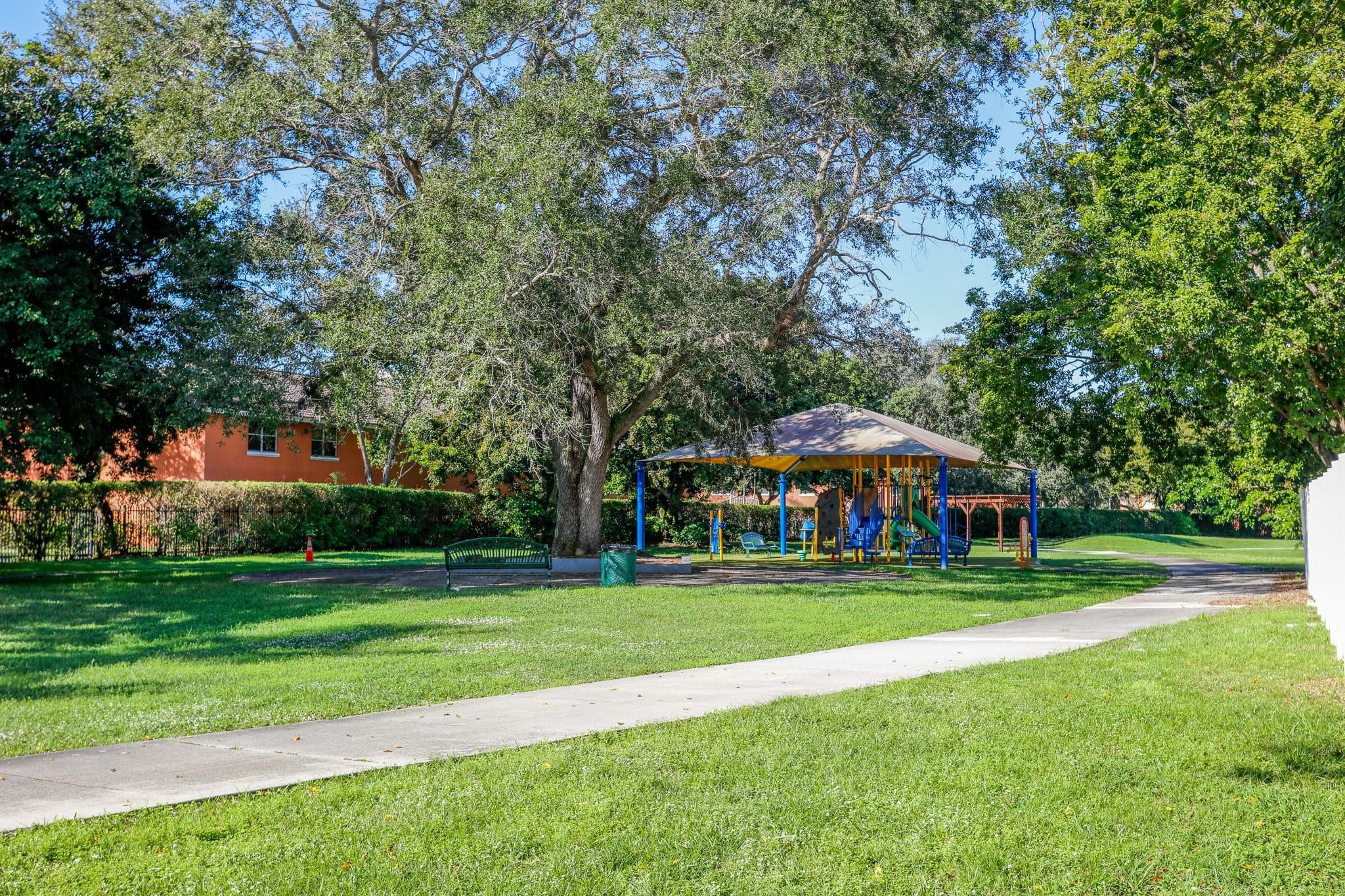 4149 67th Te #4149 Lauderhill FL 33319 — thumbnail 16 of 17