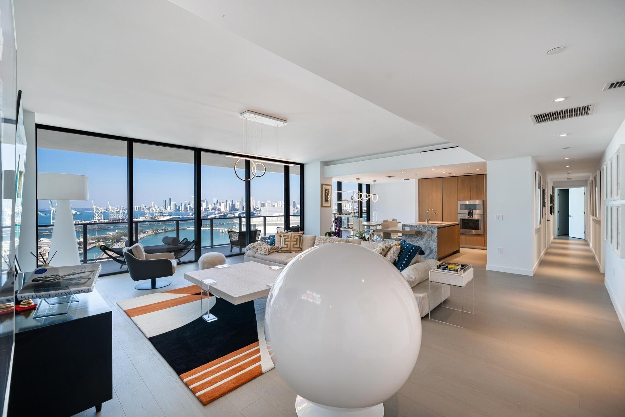 500 Alton #2702 Miami Beach FL 33139 — photo 1