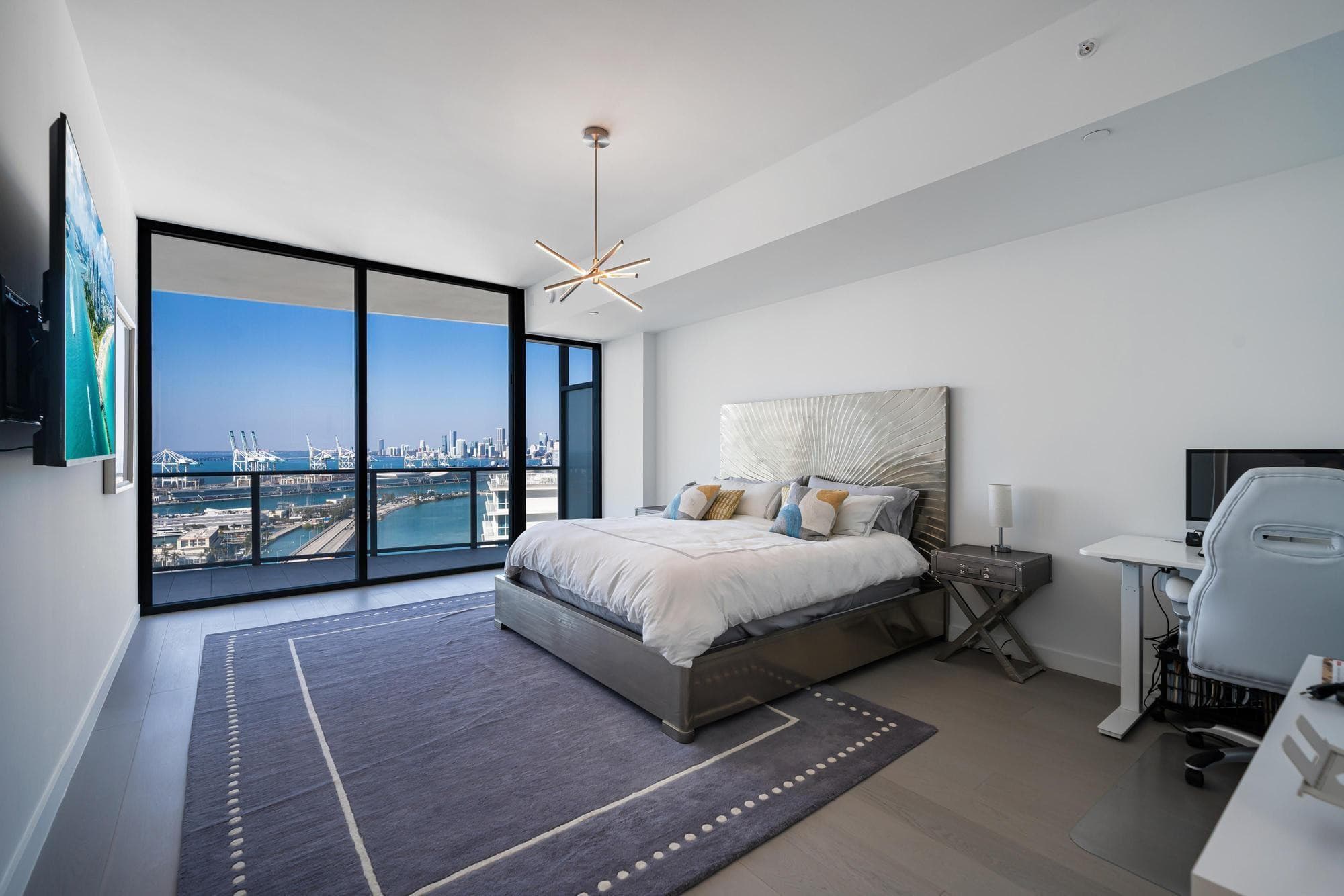 500 Alton #2702 Miami Beach FL 33139 — thumbnail 15 of 33