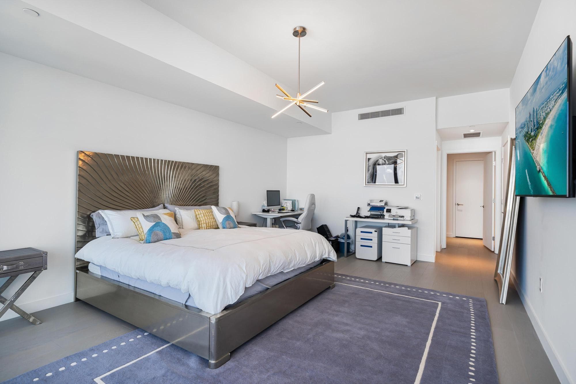 500 Alton #2702 Miami Beach FL 33139 — thumbnail 20 of 33