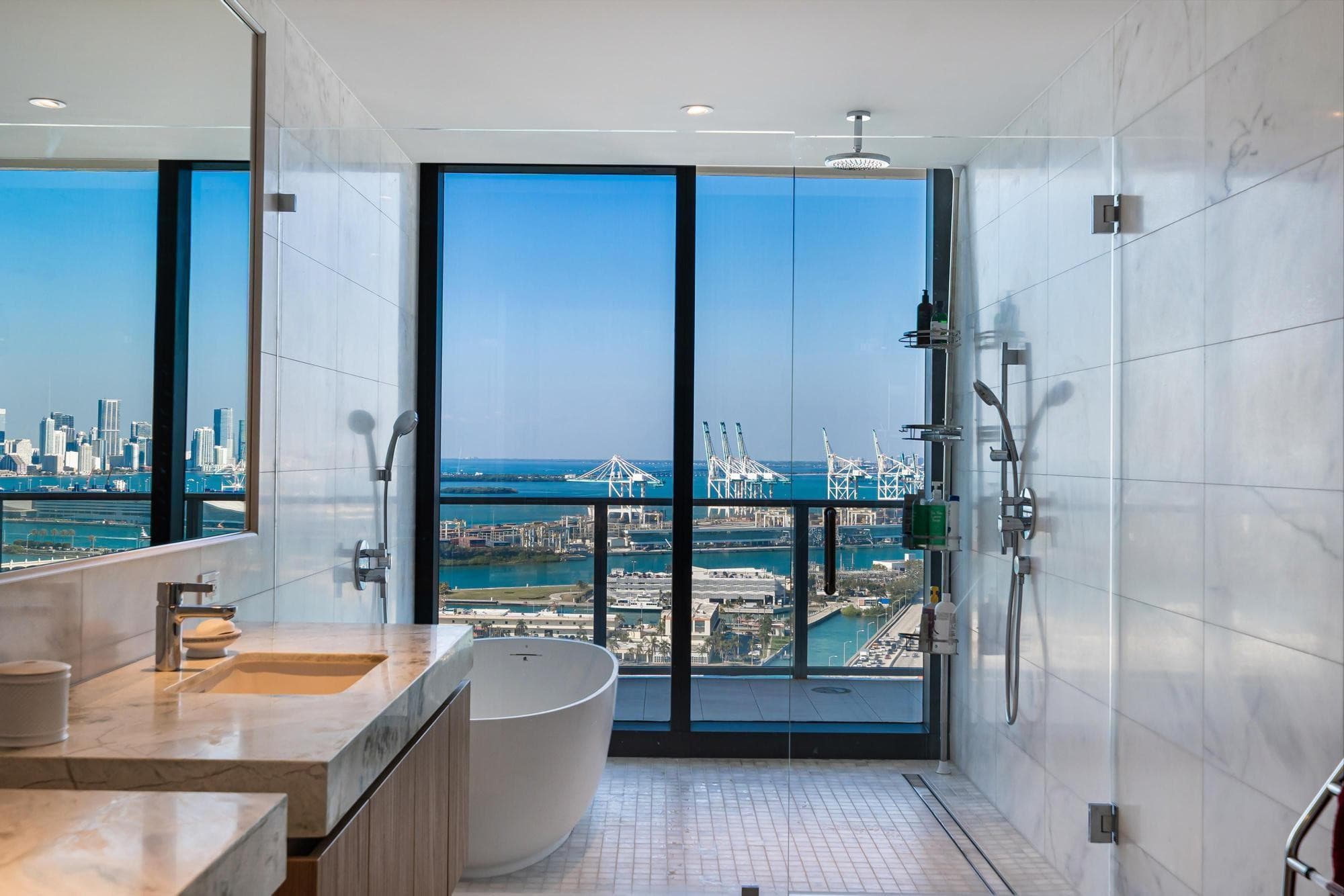 500 Alton #2702 Miami Beach FL 33139 — thumbnail 26 of 33