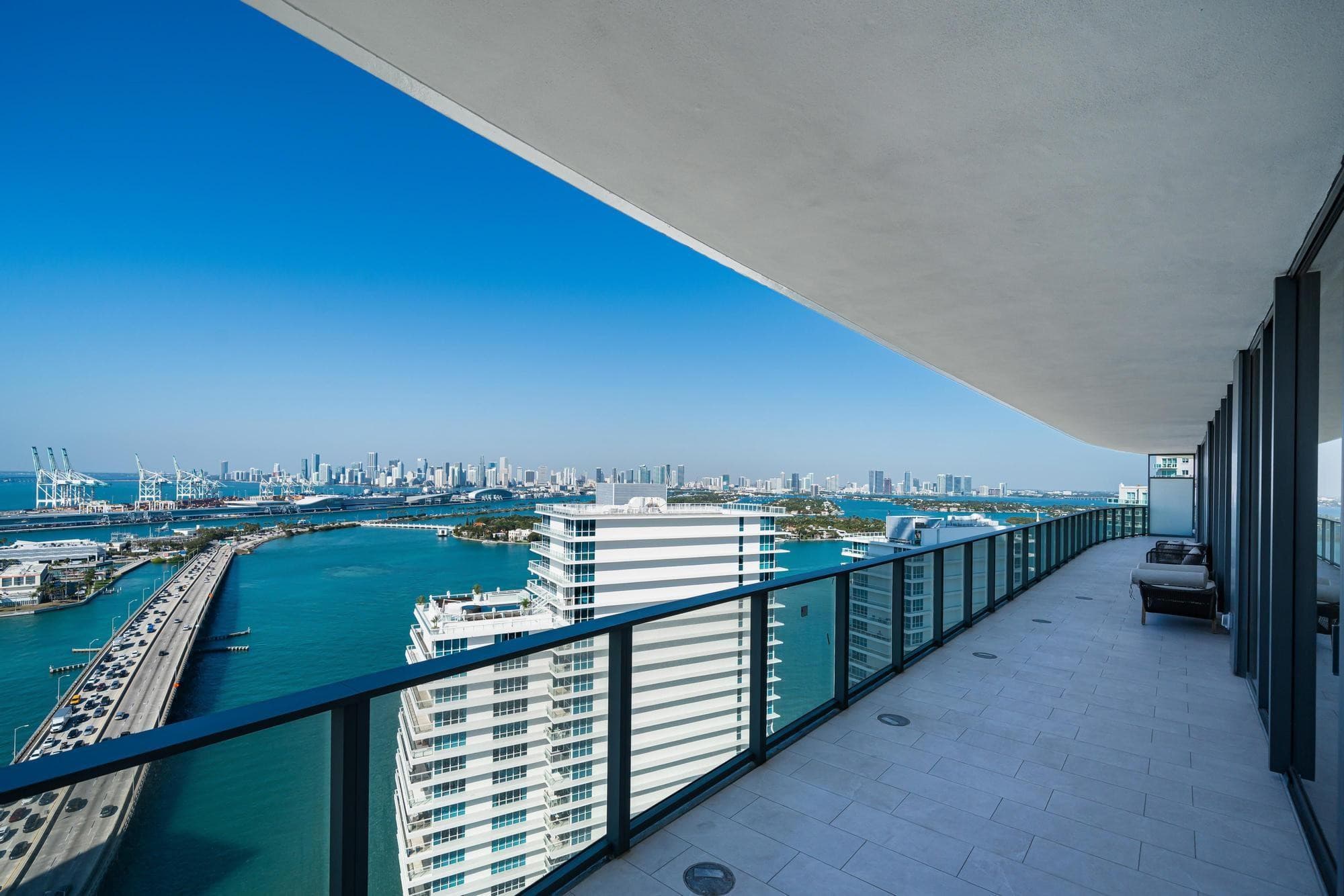 500 Alton #2702 Miami Beach FL 33139 — thumbnail 27 of 33