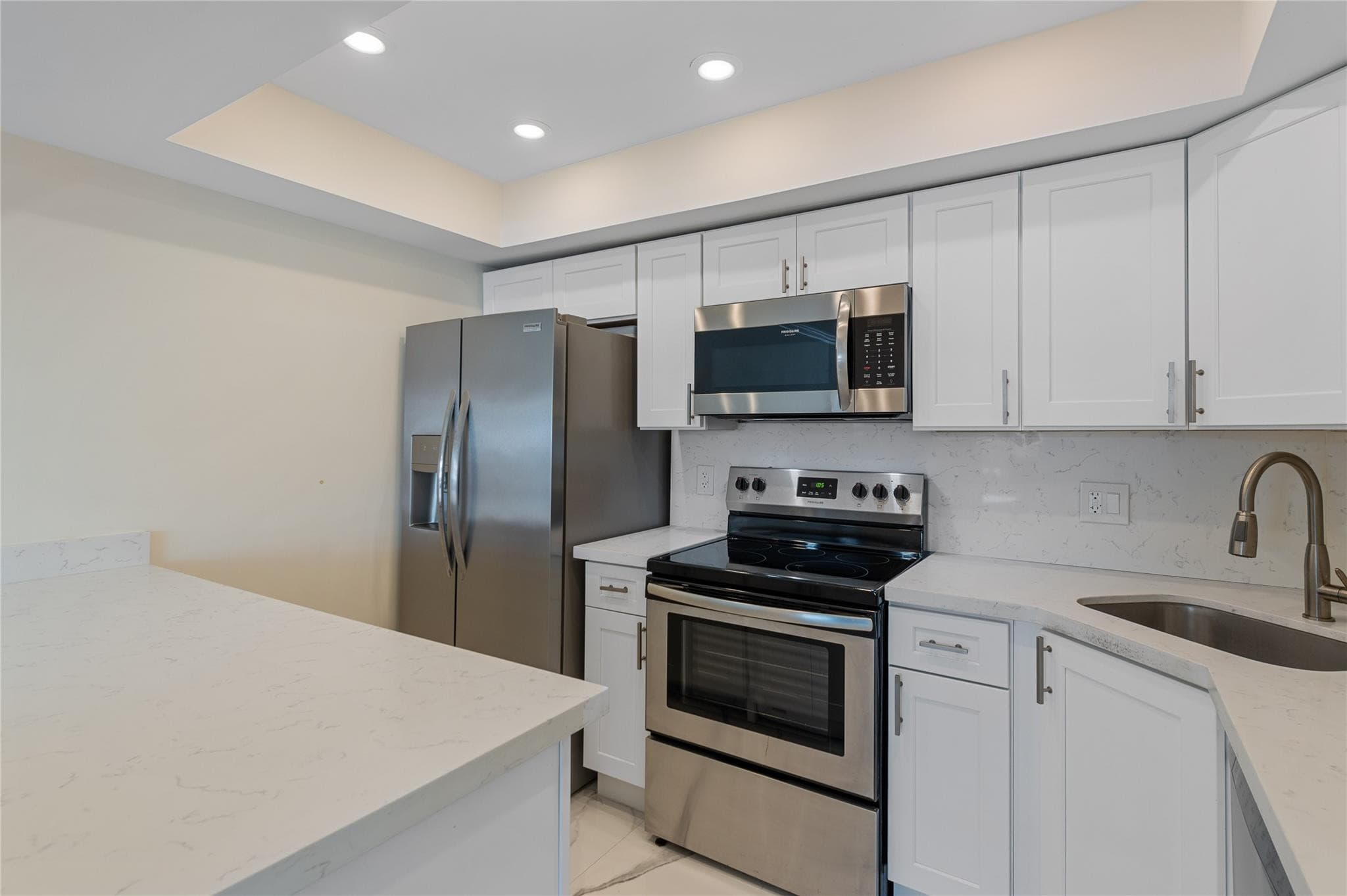 4010 Galt Ocean #1516 Fort Lauderdale FL 33308 — thumbnail 8 of 48