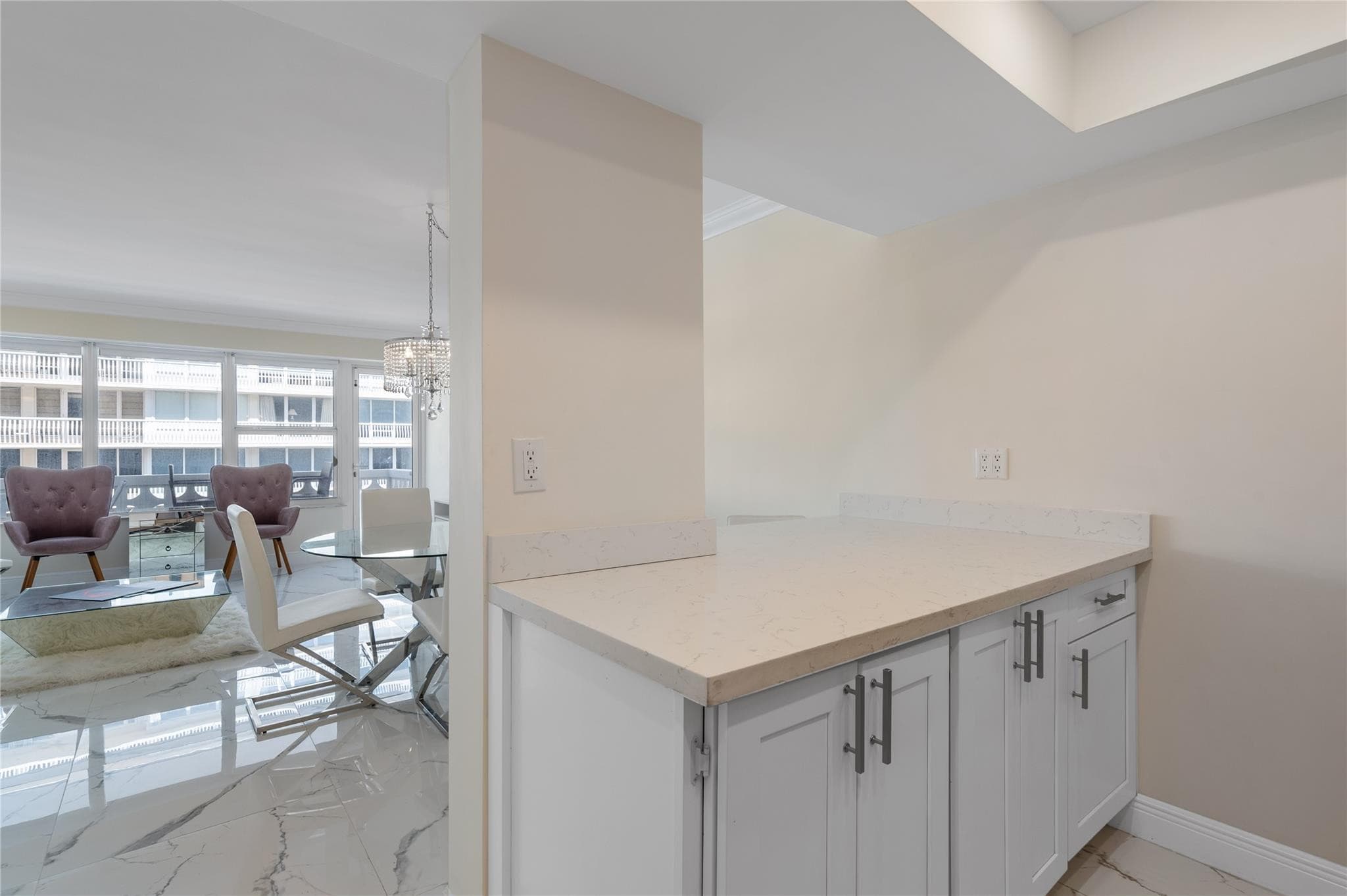4010 Galt Ocean #1516 Fort Lauderdale FL 33308 — thumbnail 11 of 48