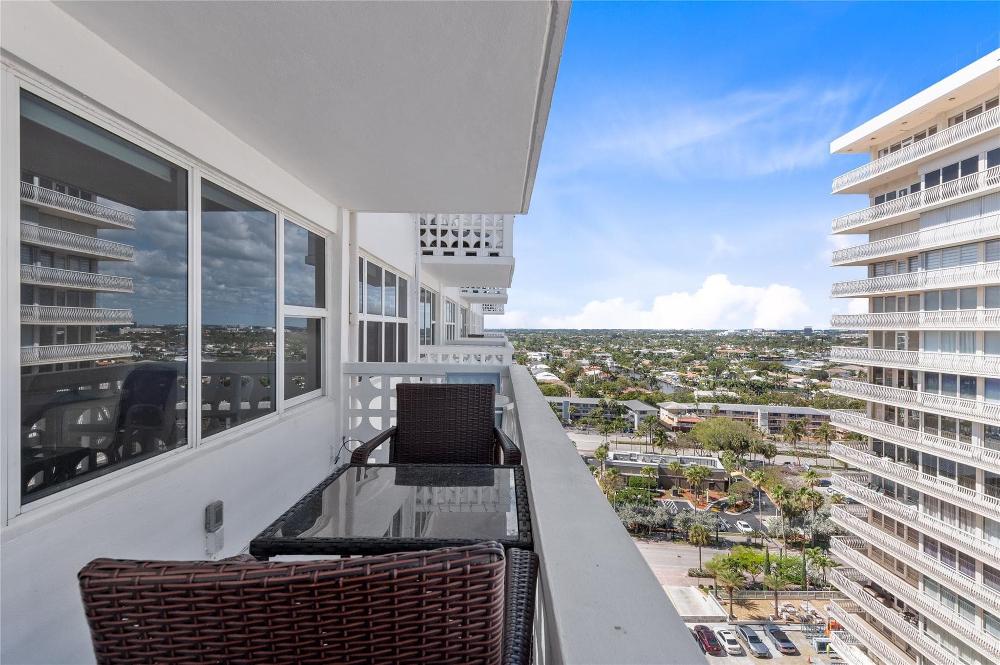 4010 Galt Ocean #1516 Fort Lauderdale FL 33308 — thumbnail 17 of 48