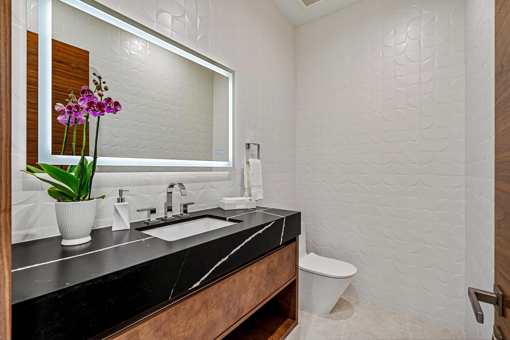 2000 Harbourview Fort Lauderdale FL 33316 — thumbnail 11 of 50