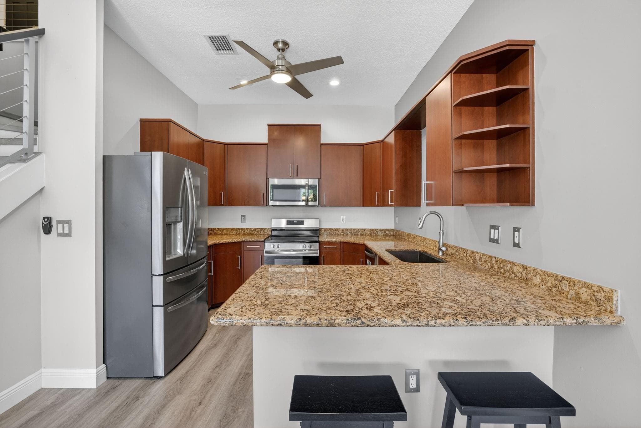 3024 5th #10 Wilton Manors FL 33334 — thumbnail 12 of 39