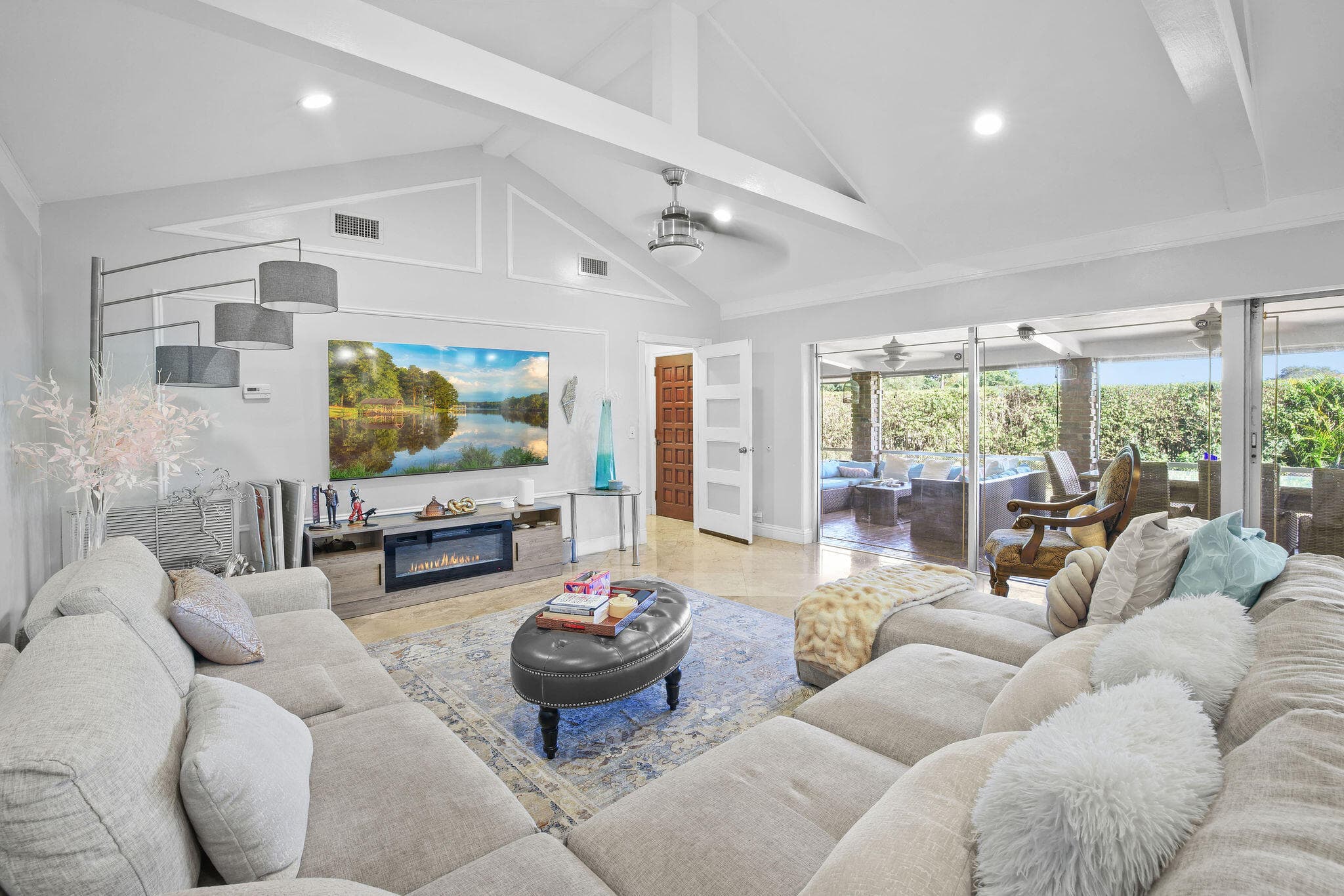 4210 Casper Hollywood FL 33021 — thumbnail 15 of 23