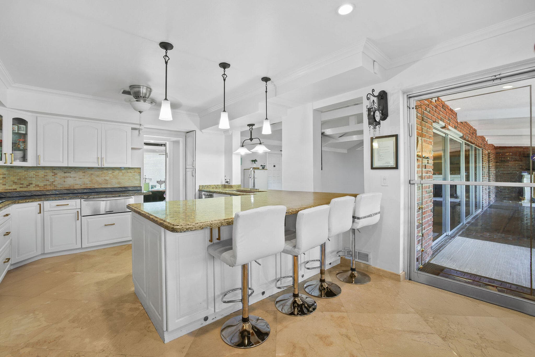 4210 Casper Hollywood FL 33021 — thumbnail 20 of 23