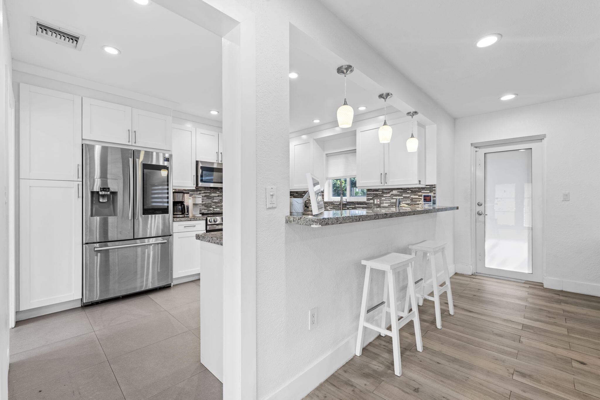 409 14th Hollywood FL 33020 — thumbnail 13 of 33