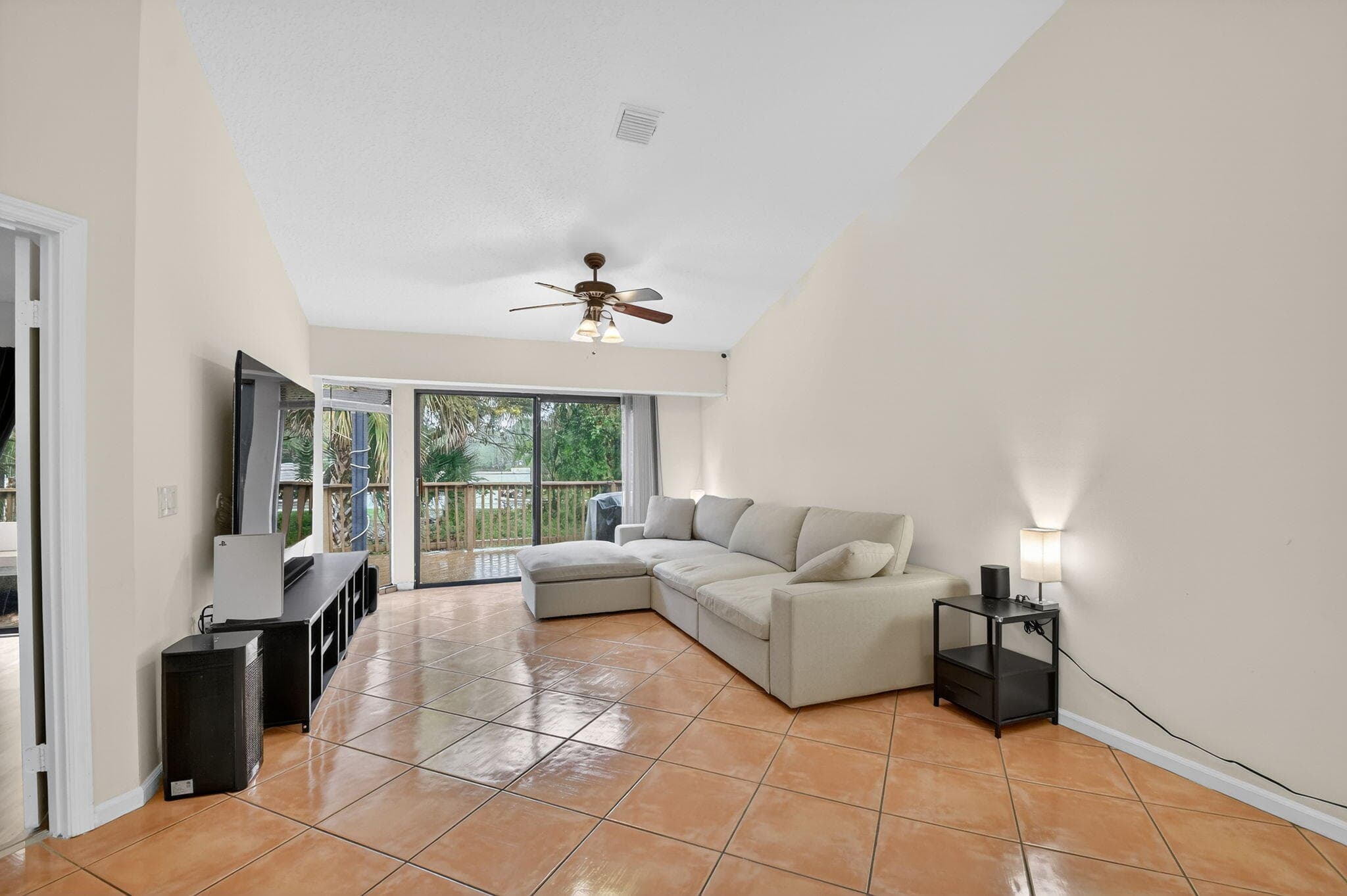2303 Landings Greenacres FL 33413 — thumbnail 17 of 61