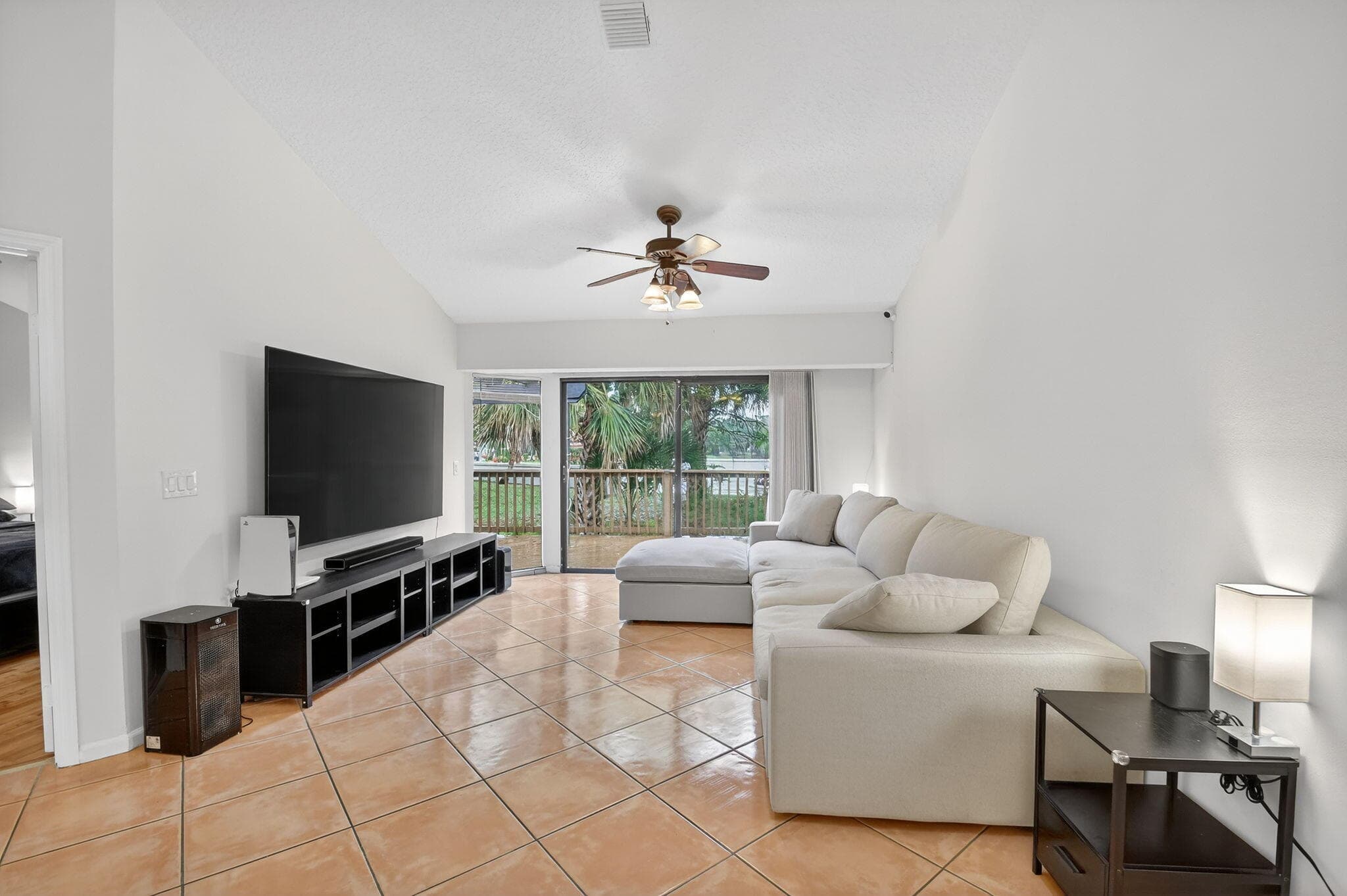 2303 Landings Greenacres FL 33413 — thumbnail 19 of 61