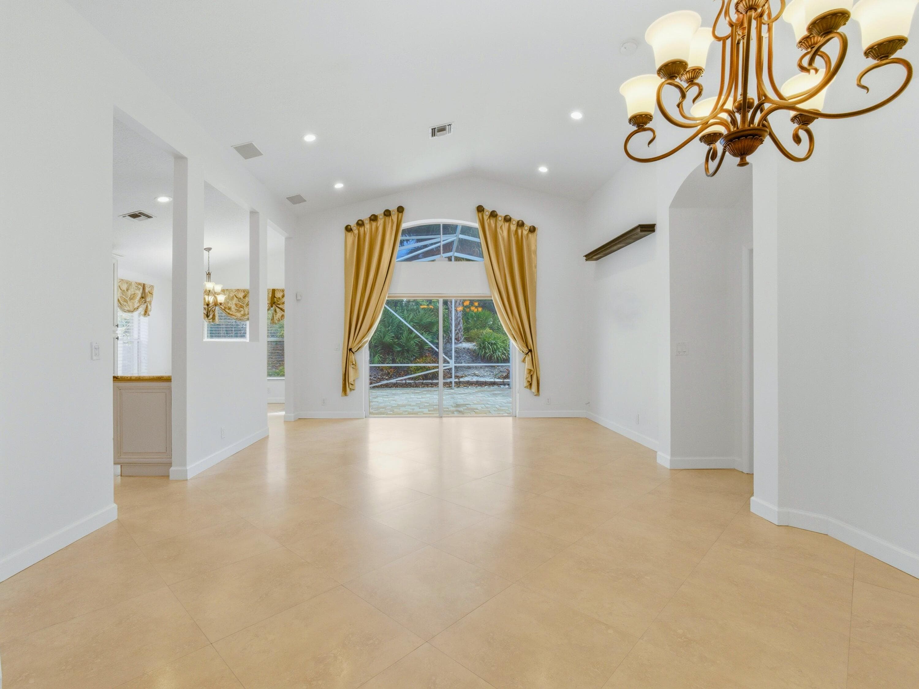 10740 Grande Palladium Boynton Beach FL 33436 — thumbnail 7 of 67